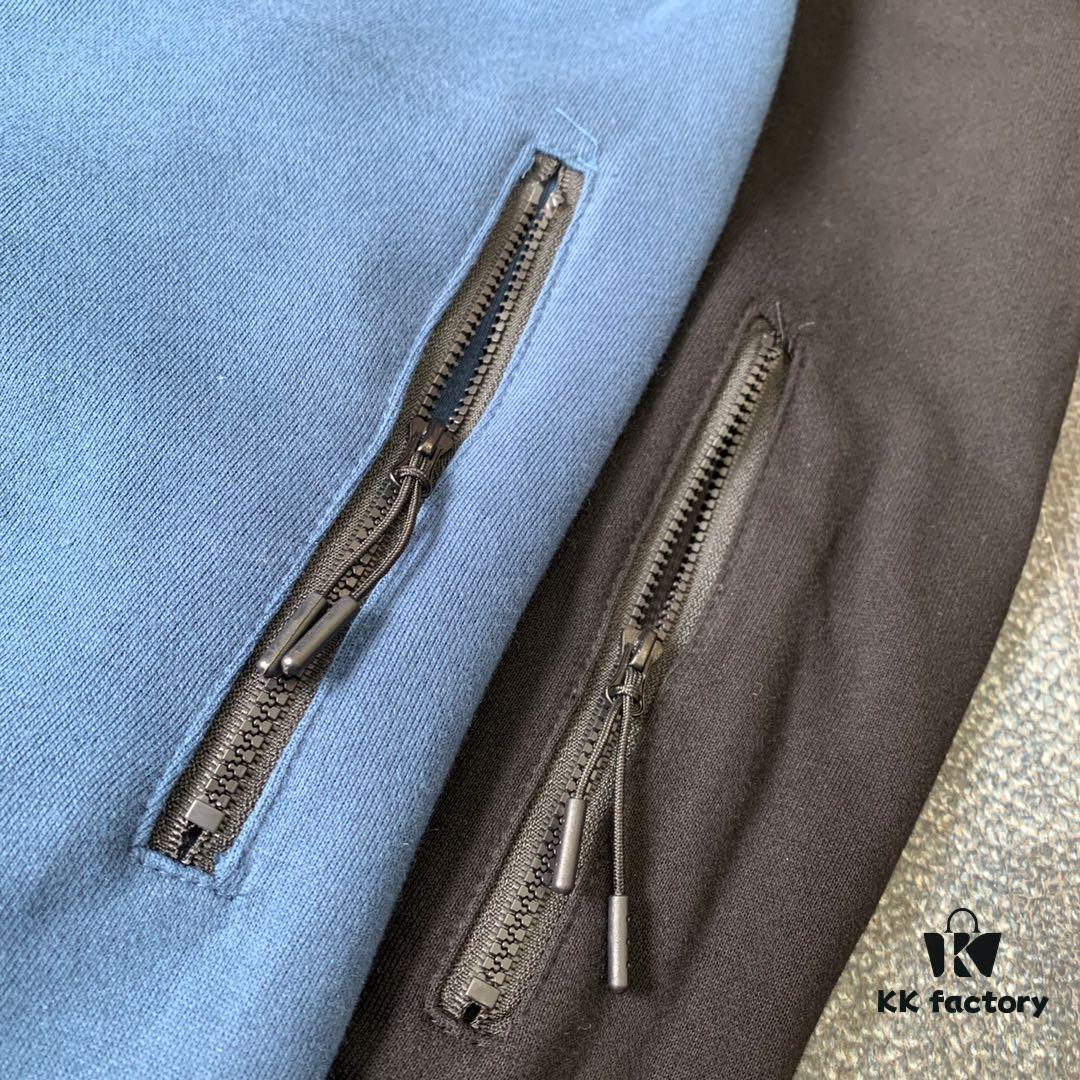 Stone Island Classic Arm Badge Zipper Pocket Terry Crewneck Sweatshirt in Black and Blue