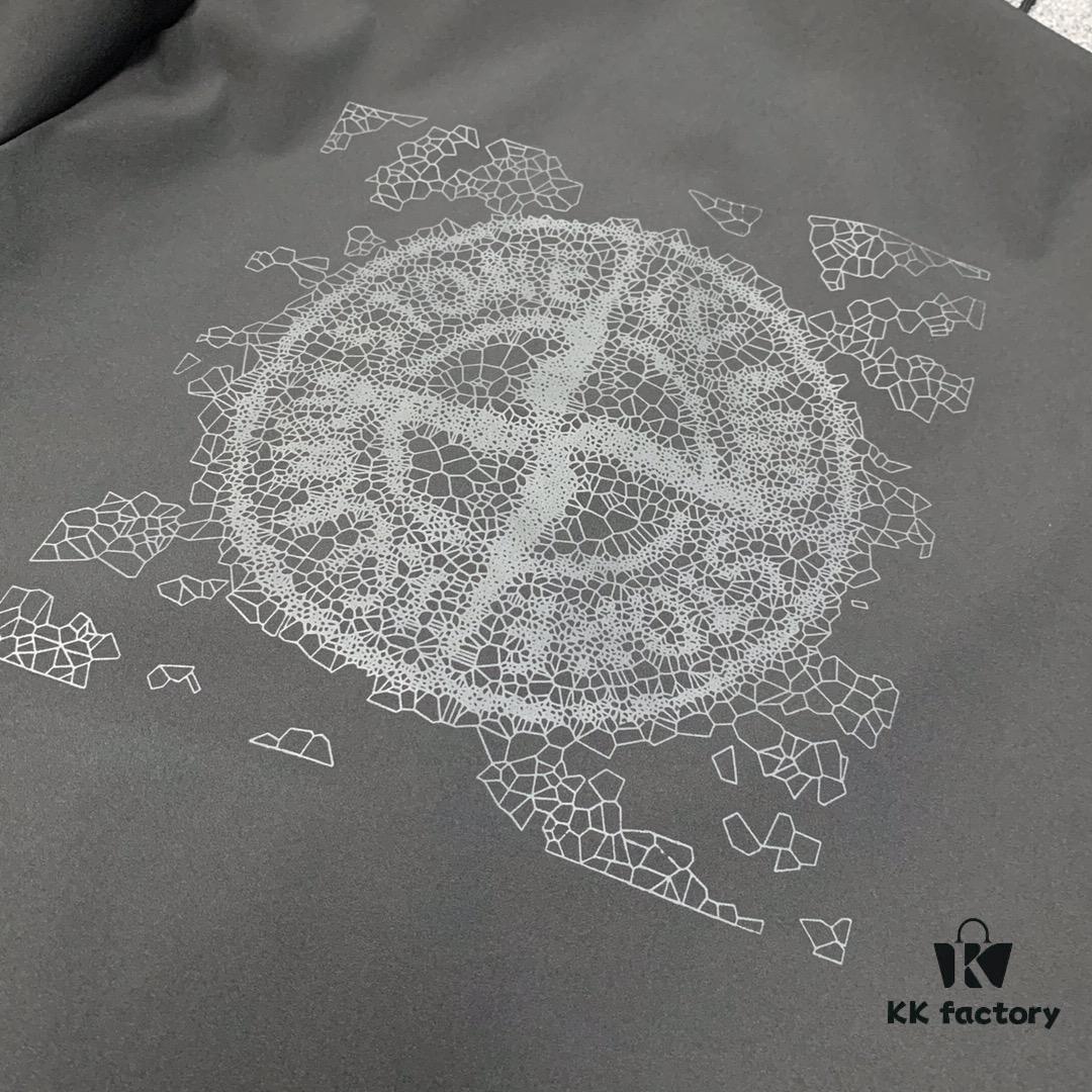 Stone Island Autumn/Winter New Functional Windproof Hooded Jacket Coat with Fish-Tail Design