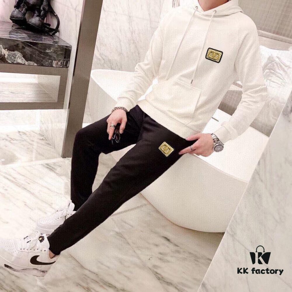 VALENTINO (Gospel for the Plus-Size) New 2025 Best-Selling Sweatshirt Set, Authentic Original Version, Premium Natural Roman Cotton, Elegant and Comfortable, Full Range from M to 5XL