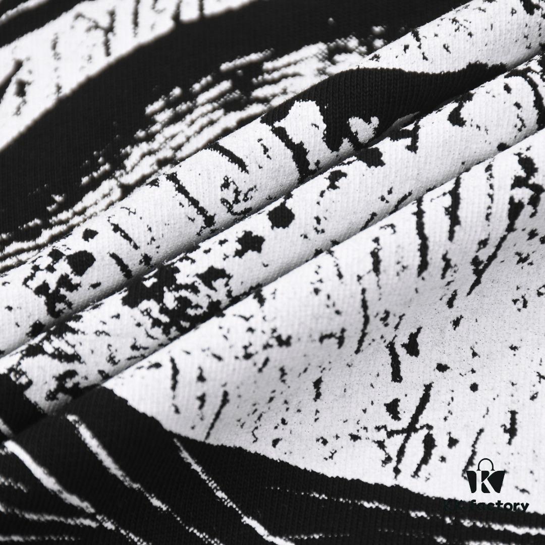 VALENTINO Inspired Classic Logo Artwork Solid Color Print T-Shirt, Premium Quality Fabric, Unisex Fashion Style