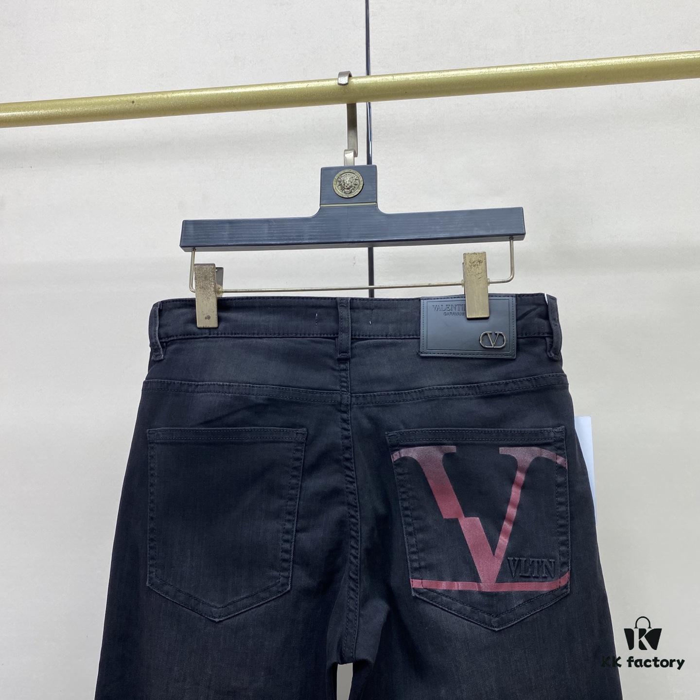 2025 Spring Summer European Cabinet New Arrival Super A-Level Overseas Trade Order Source Top Original High-End Men's Fashion Slim-Fit Slight Straight Denim Jeans 528-42