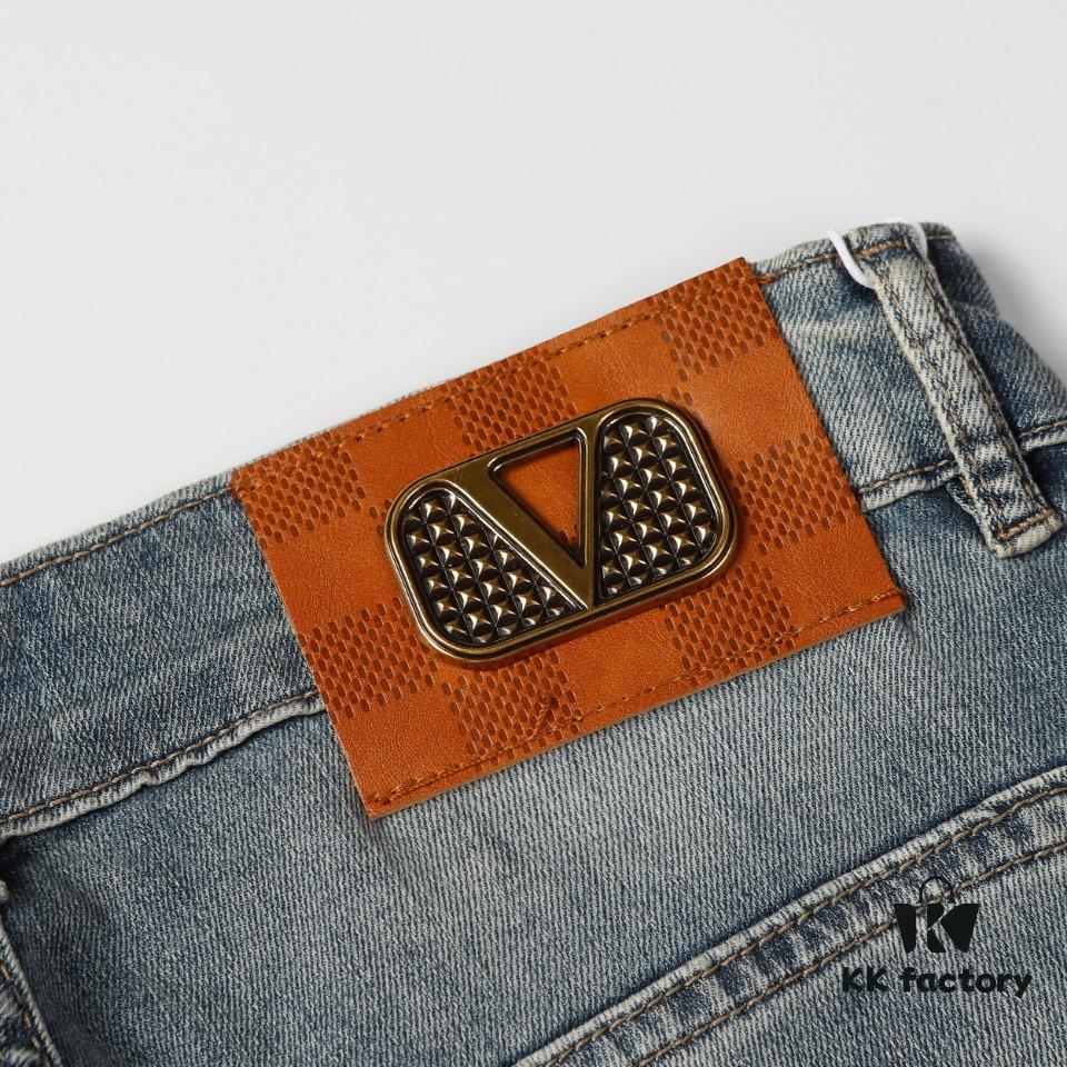 Valentino - 2024 New Arrival Straight-Leg Denim Jeans, Latest Luxury Collection, Imported Italian Denim Fabric