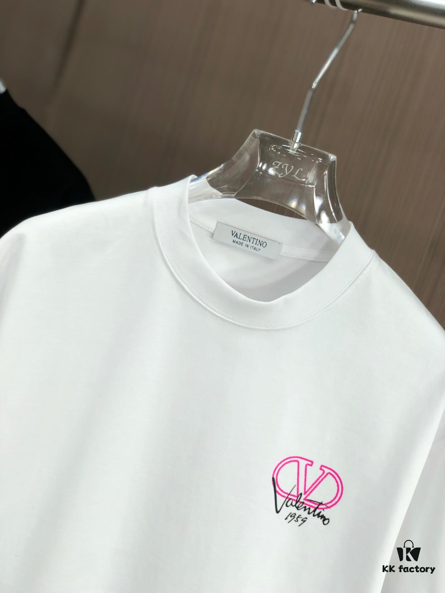 Valentino 2025 Spring/Summer New Arrival Round Neck Short Sleeve T-Shirt with Color-Lifted 3D Thick-Print Technology, Heavyweight 320g Double-Yarn Combed Cotton Fabric, Slightly Loose Unisex Fit