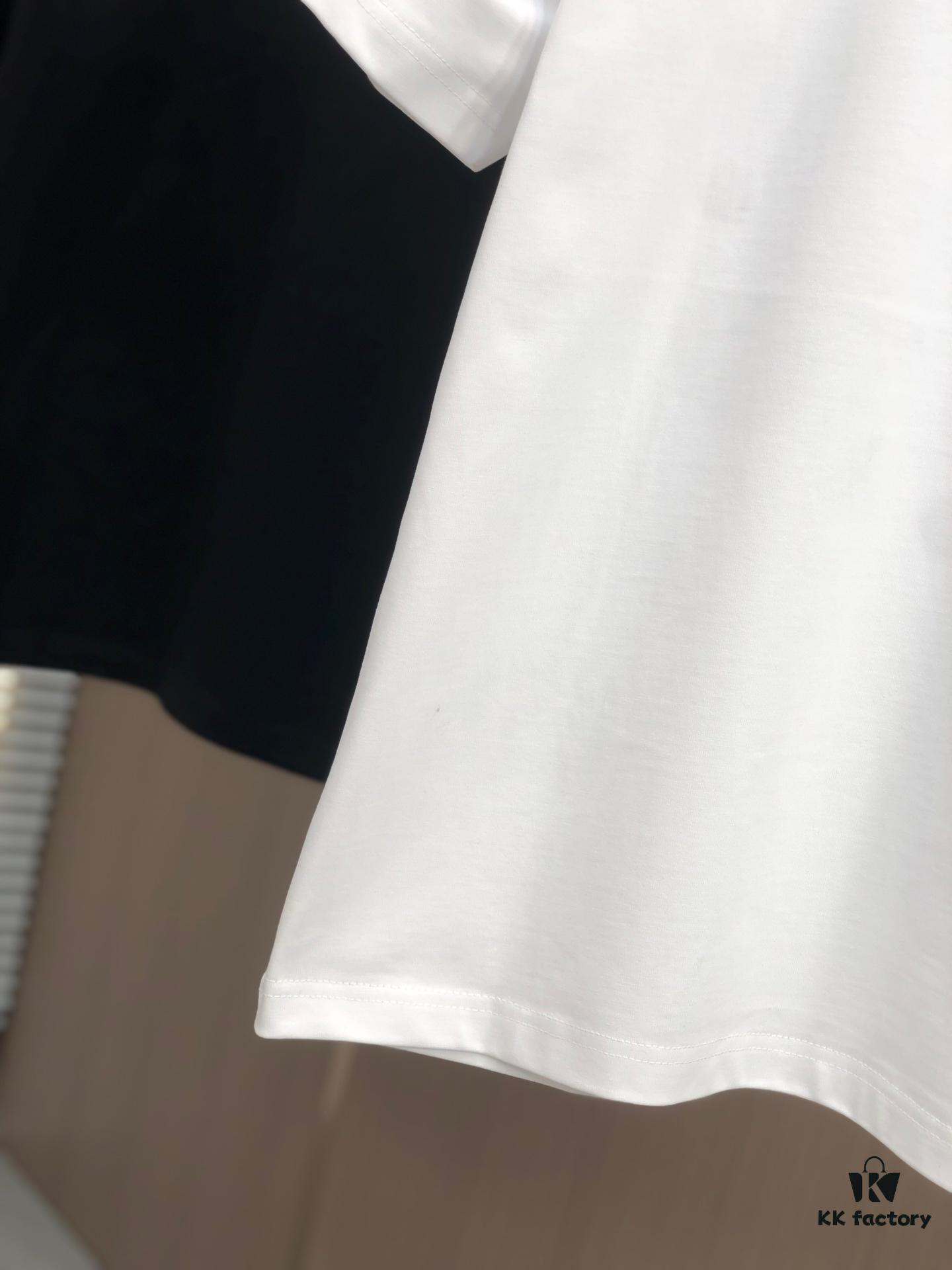 Valentino 2025 Spring/Summer New Arrival Round Neck Short Sleeve T-Shirt with Color-Lifted 3D Thick-Print Technology, Heavyweight 320g Double-Yarn Combed Cotton Fabric, Slightly Loose Unisex Fit