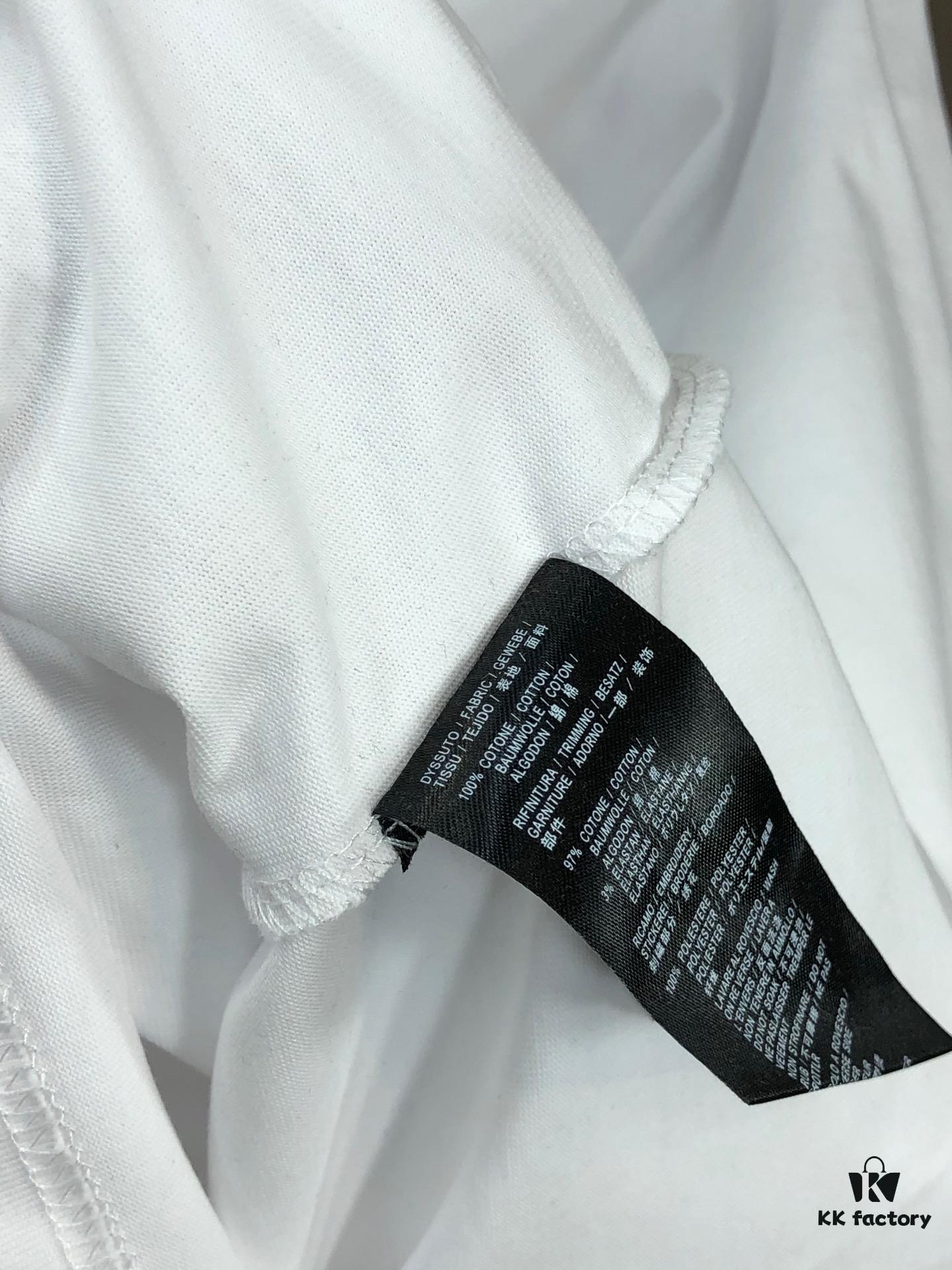 Valentino 2025 Spring/Summer New Arrival Round Neck Short Sleeve T-Shirt with Color-Lifted 3D Thick-Print Technology, Heavyweight 320g Double-Yarn Combed Cotton Fabric, Slightly Loose Unisex Fit