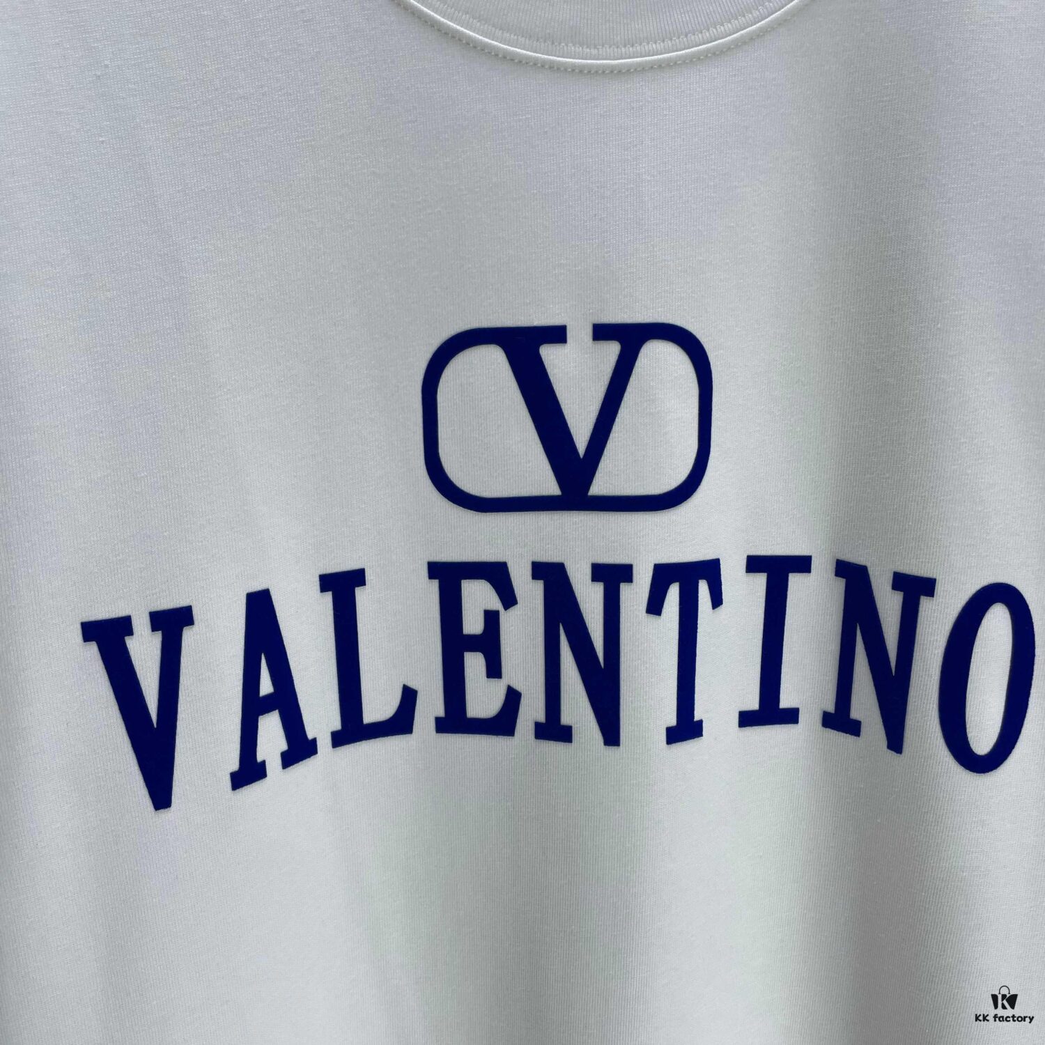 VALENTINO 2025 Spring Summer New Arrival Short Sleeve T-Shirt Heavyweight Cotton Flocked Logo