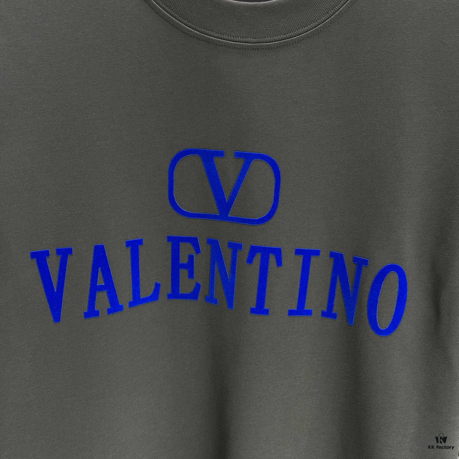 VALENTINO 2025 Spring Summer New Arrival Short Sleeve T-Shirt Heavyweight Cotton Flocked Logo