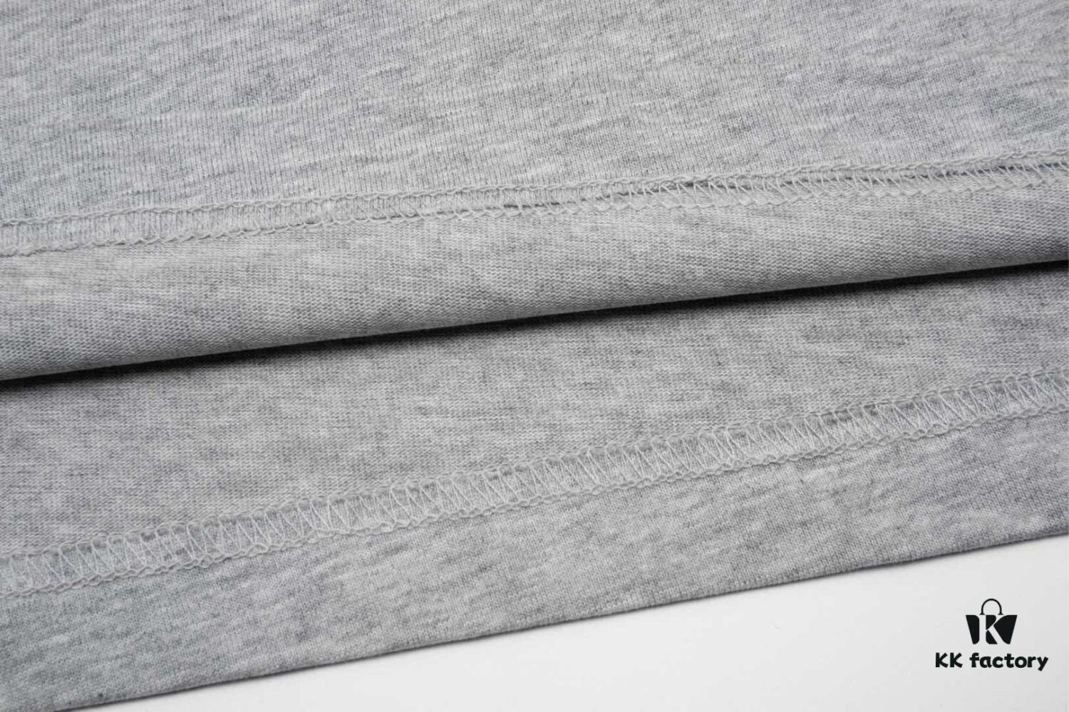 High-Quality BOTTEGA VENETA Rabbit Print Short-Sleeve T-Shirt, Premium Heavyweight Cotton Fabric, Front Graphic Print, Three Labels Included, Loose Fit, Soft Material, Unisex Design, 1:1 Replication