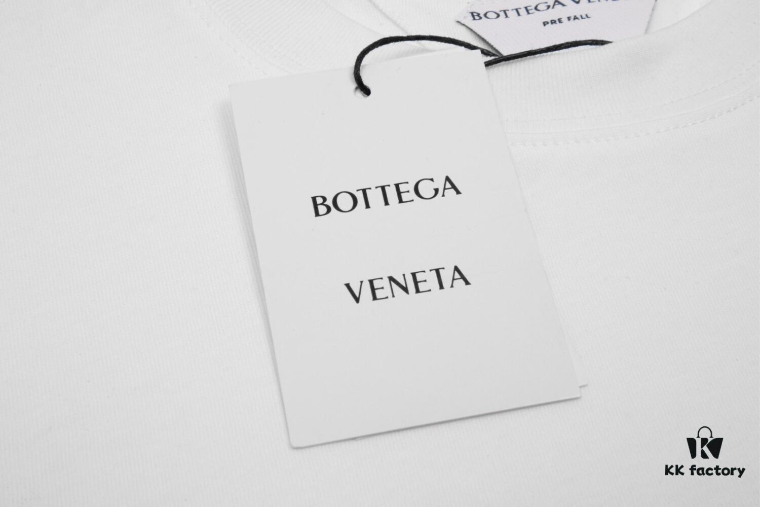 High-Quality BOTTEGA VENETA Rabbit Print Short-Sleeve T-Shirt, Premium Heavyweight Cotton Fabric, Front Print Design, Authentic 1:1 Replication, Unisex Loose Fit