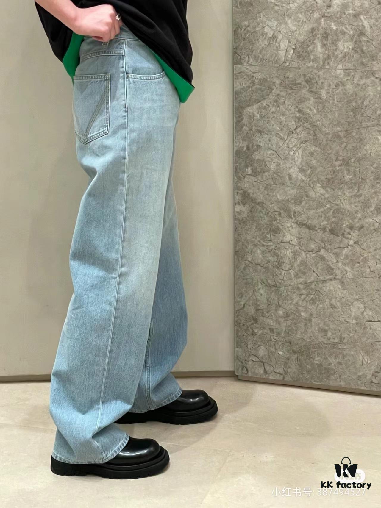 Bottega Veneta BV09 Unisex Mid-Rise Zippered Straight Jeans SS23 Solid Color Denim