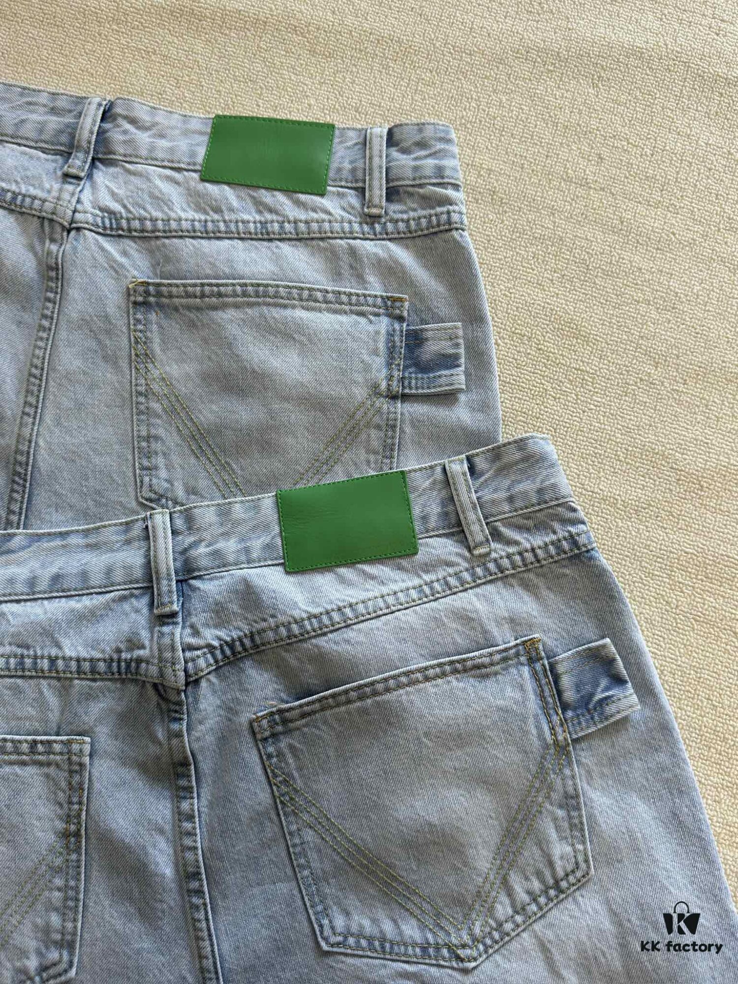 Bottega Veneta BV09 SS23 Solid Color Mid-Rise Zippered Straight Jeans Unisex Denim Trousers