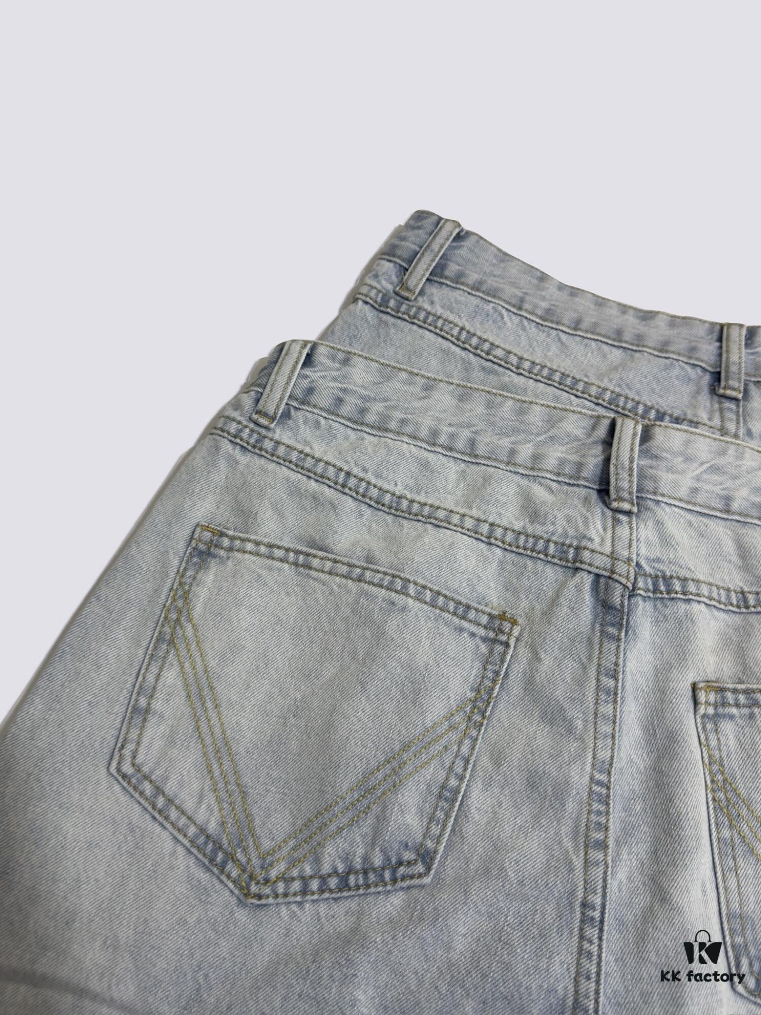 Bottega Veneta BV09 SS23 Solid Color Mid-Rise Zippered Straight Jeans Unisex Denim Trousers