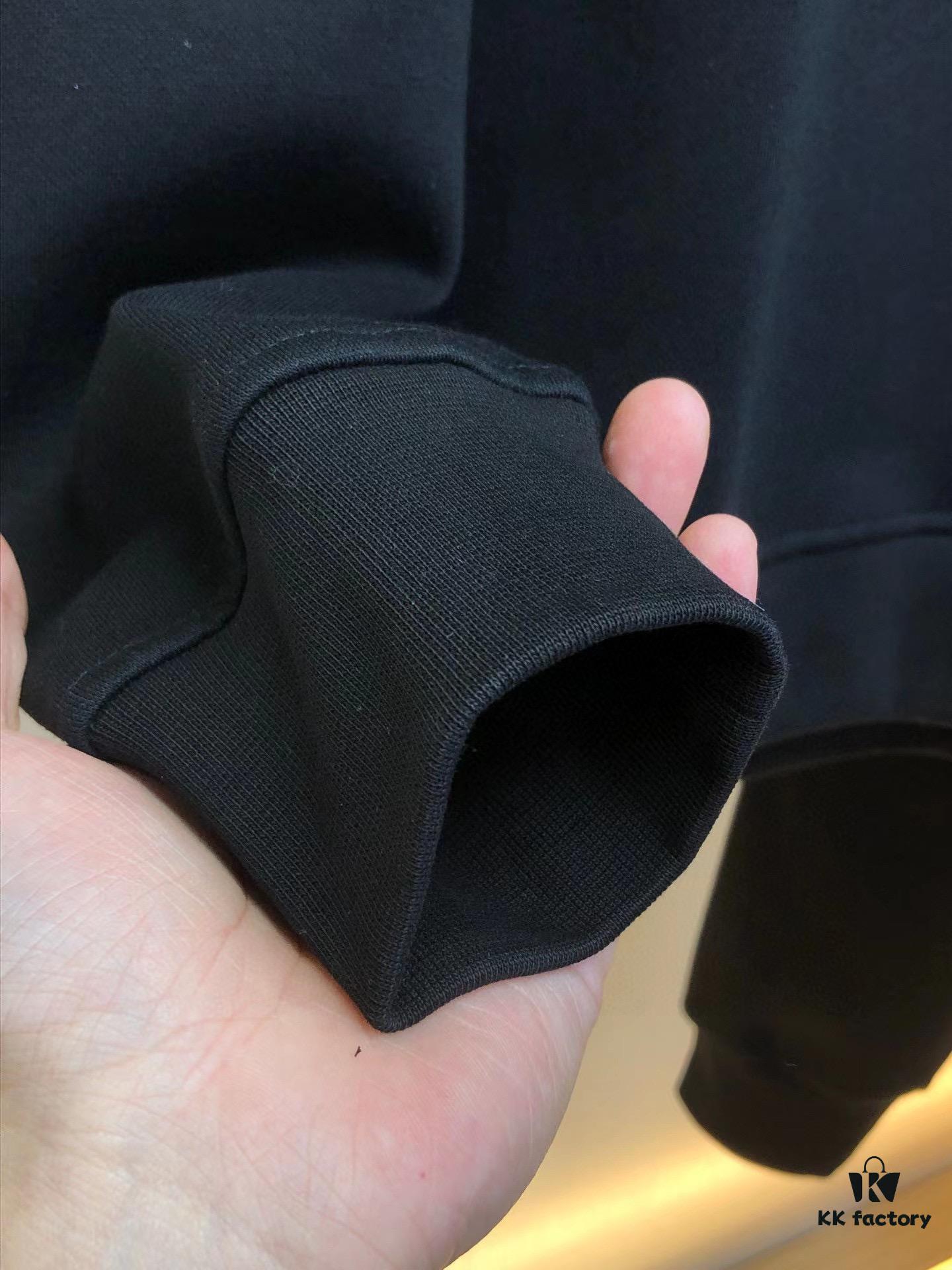 ARMANI (Blessing for the Plus-Size) New 2025 Bestselling Sweatshirt Set – Official Website Original Version, Premium Natural Roman Cotton, Elegant and Comfortable Unisex Design