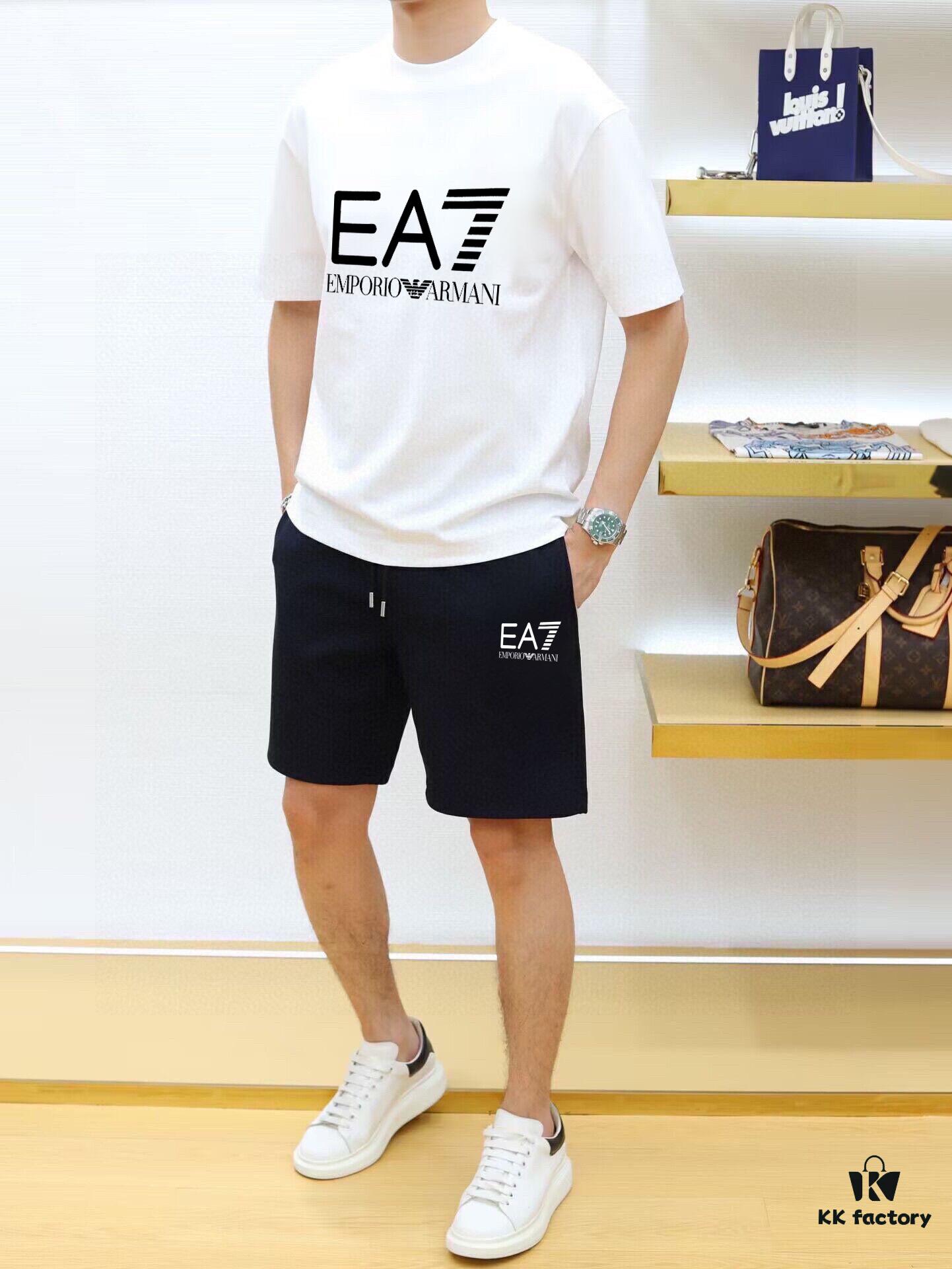 ARMANI 2025 New Men's Short Sleeve T-Shirt and Shorts Set! Official Website Synchronized Sales! High-End Version Available! Exquisitely Soft and Comfortable Fabric! Three-Dimensional Tailoring with Excellent Silhouette!