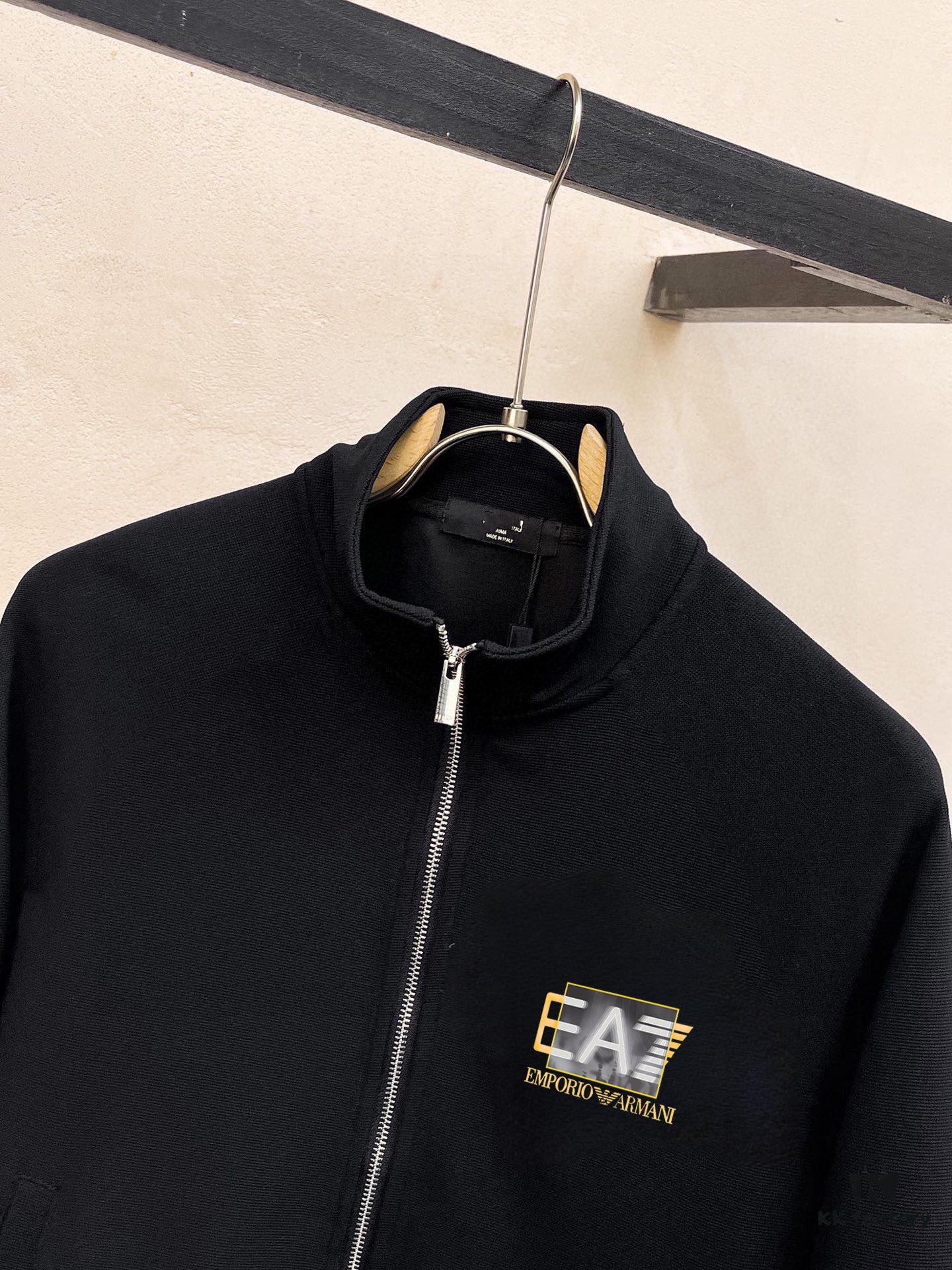 ARMANI 2025 New Arrival Cardigan Sweatshirt Set, 100% Premium Natural Roman Cotton, Elegant and Comfortable Unisex Fit