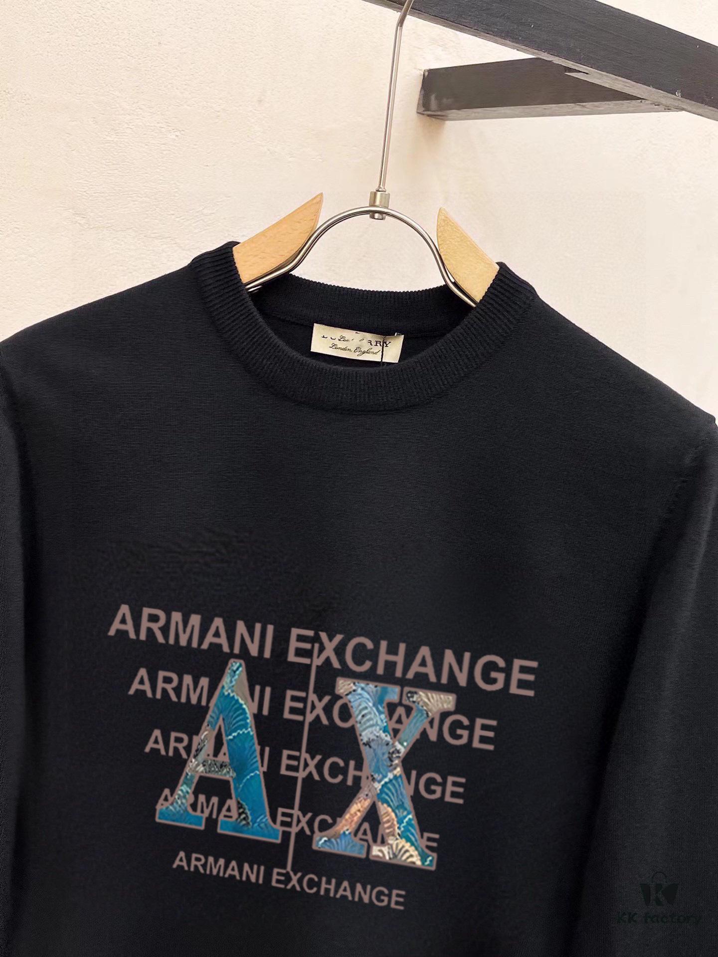 ARMANI Men's Autumn-Winter Classic Round-Neck Wool Pullover Sweater, 2025 New Arrival, Slim-Fit Premium Wool Blend Knitwear with Contrasting Logo, Timeless and Versatile Design