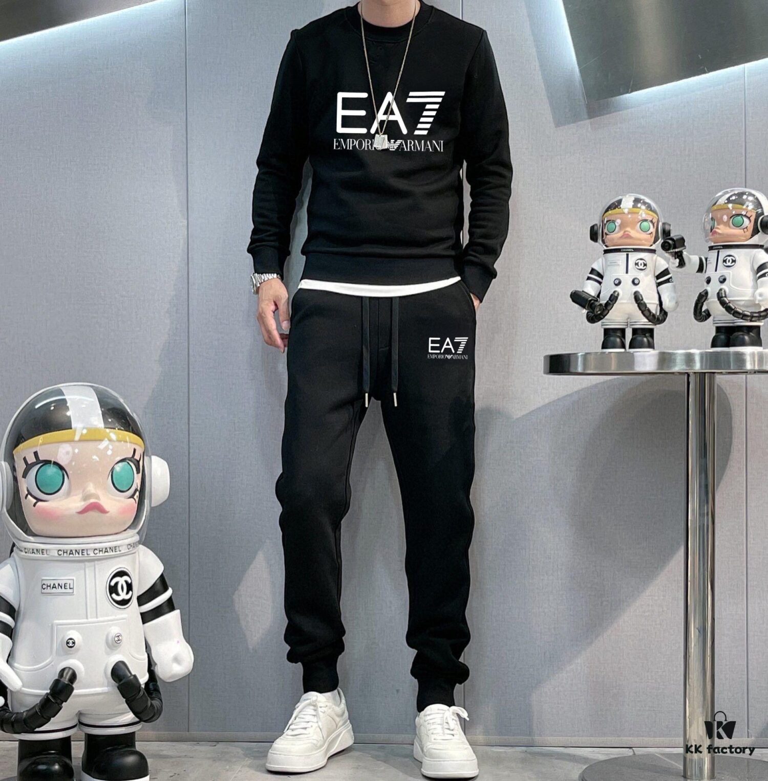 ARMANI (Blessing for the Plus-Size) New 2025 Bestselling Sweatshirt Set – Official Website Original Version, Premium Natural Roman Cotton, Elegant and Comfortable Full-Zip Hoodie Set