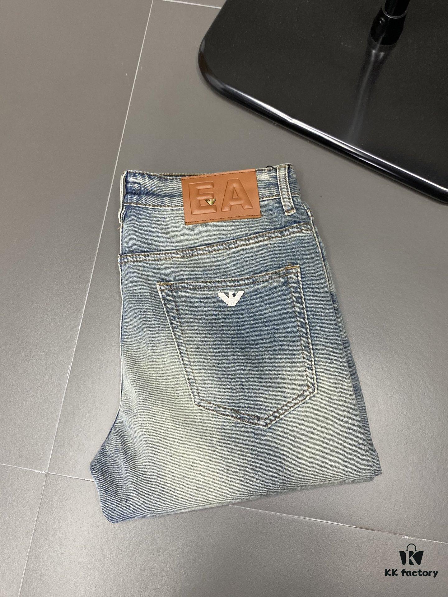 ARMANI Men's Premium Casual Jeans, Exclusive New Arrival, High-End Version, Breathable Comfortable Fabric, Soft and Smooth Texture, Modern Relaxed Fit Design