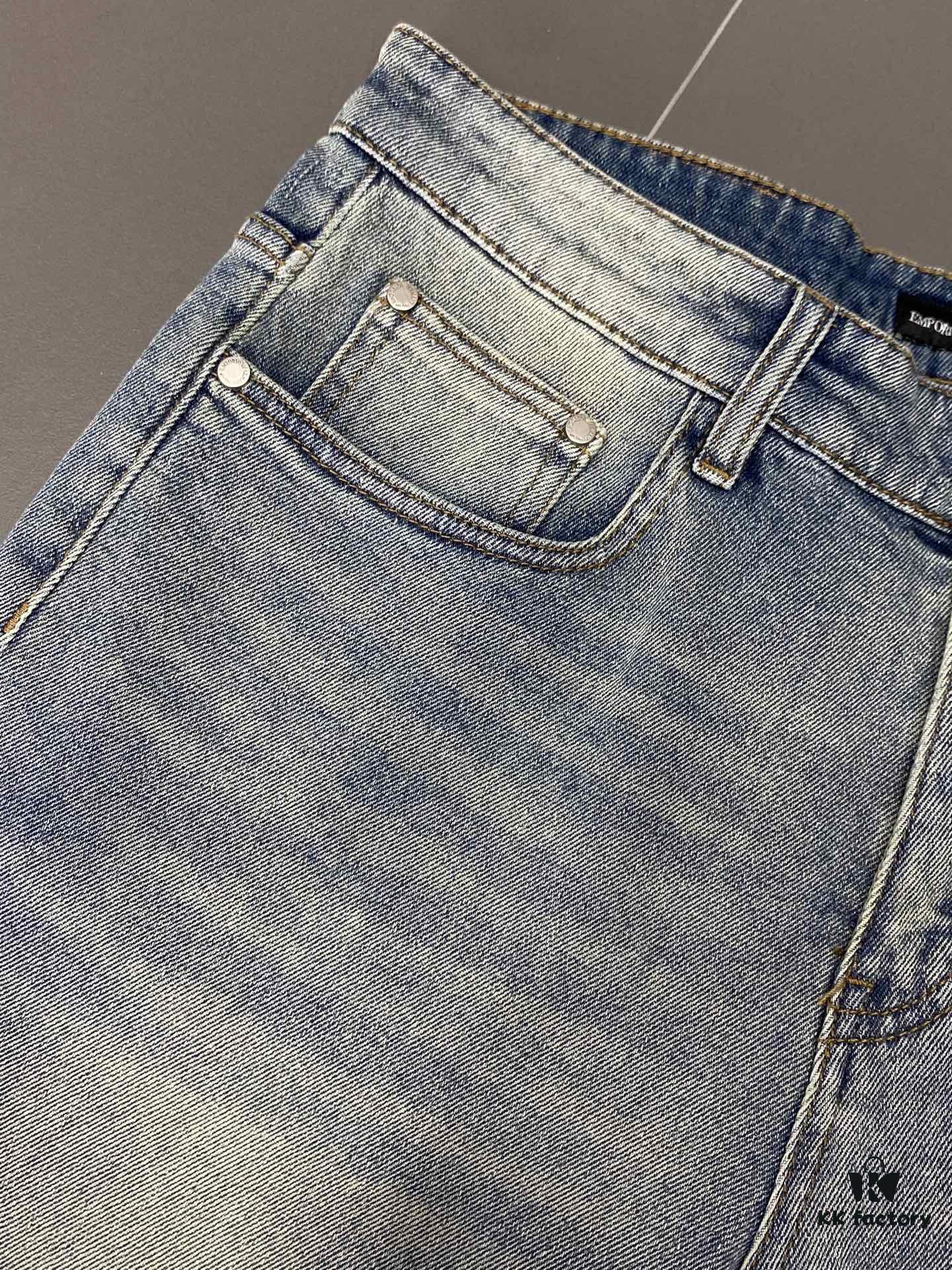 ARMANI Men's Premium Casual Jeans, Exclusive New Arrival, High-End Version, Breathable Comfortable Fabric, Soft and Smooth Texture, Modern Relaxed Fit Design