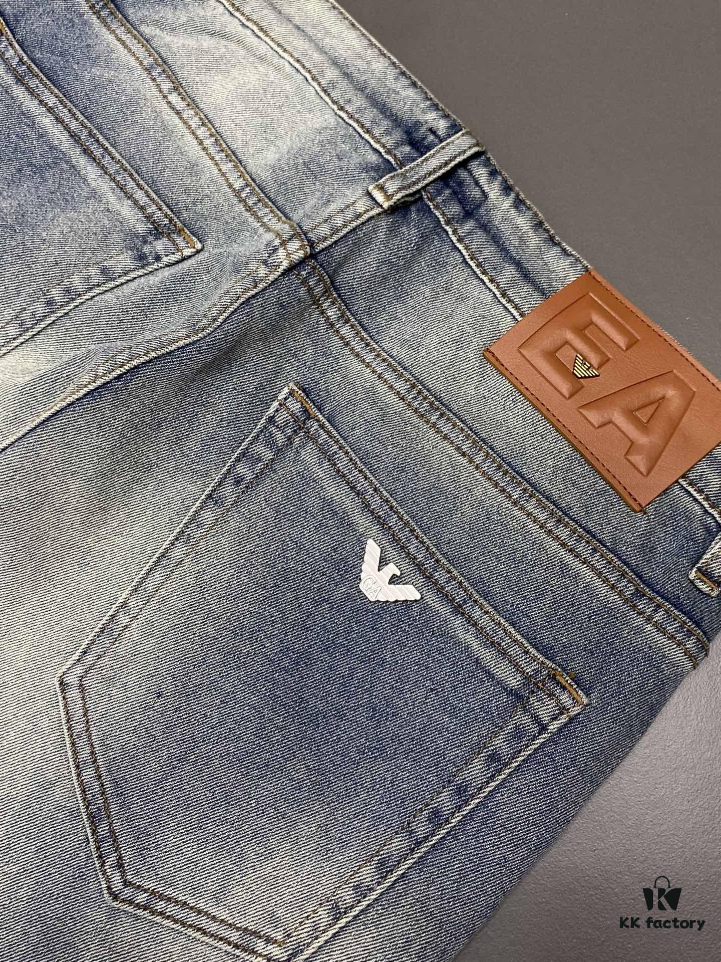 ARMANI Men's Premium Casual Jeans, Exclusive New Arrival, High-End Version, Breathable Comfortable Fabric, Soft and Smooth Texture, Modern Relaxed Fit Design