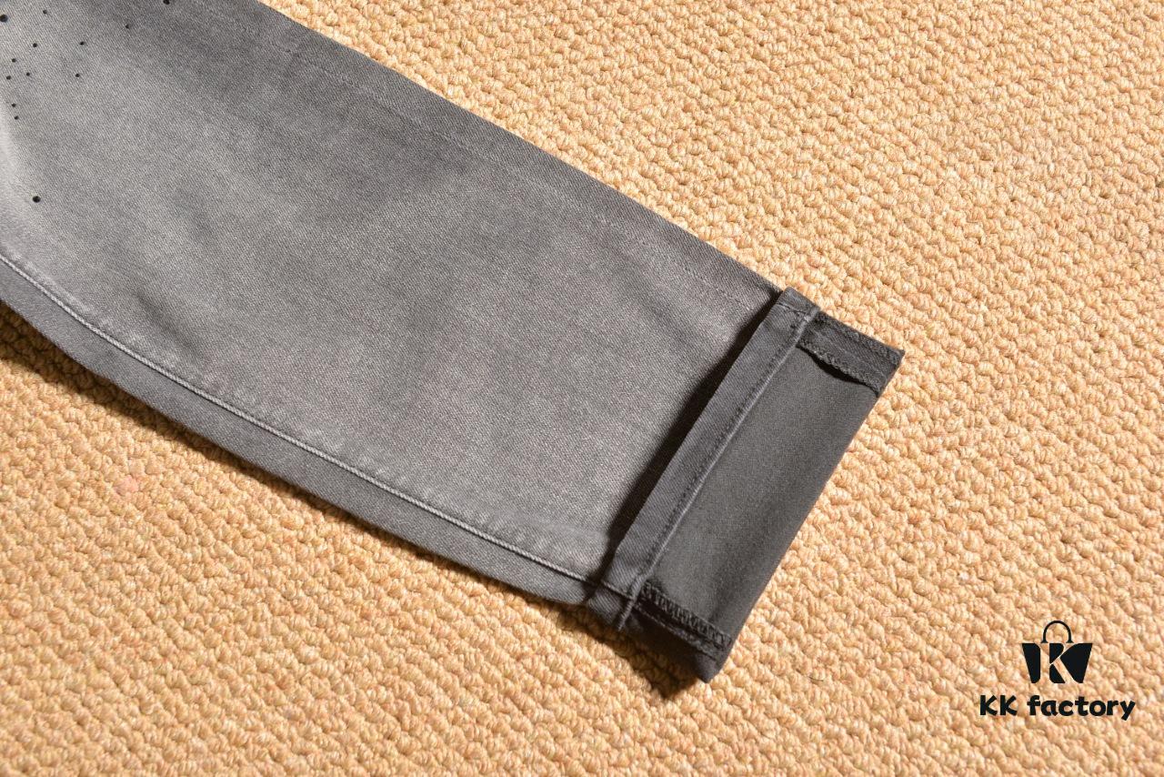 Armani Rhinestone-Embellished Jeans with Premium Craftsmanship