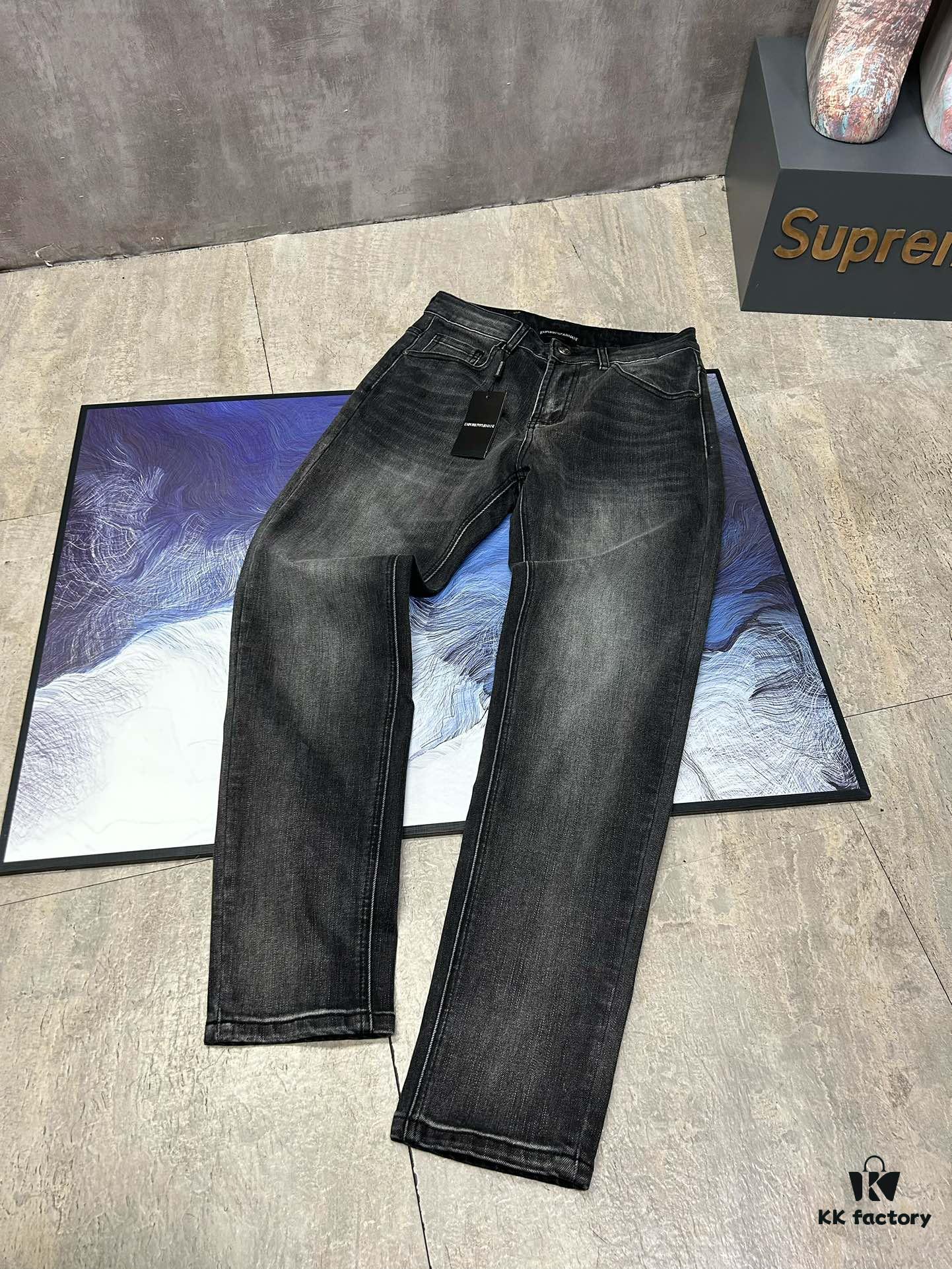 Armani New Arrival 2024 Luxury Casual Business Denim Jeans Solid Color Slim Fit Jeans