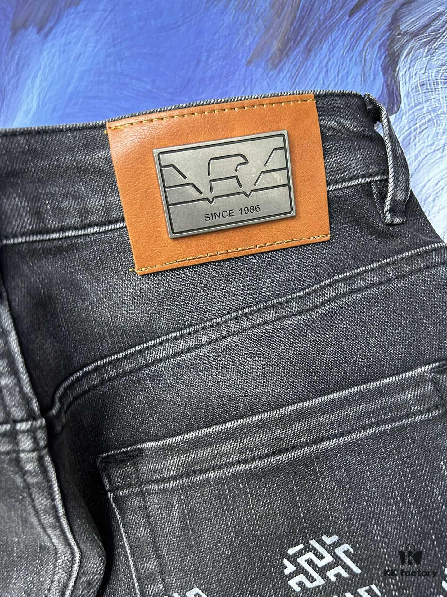 Armani New Arrival 2024 Luxury Casual Business Denim Jeans Solid Color Slim Fit Jeans