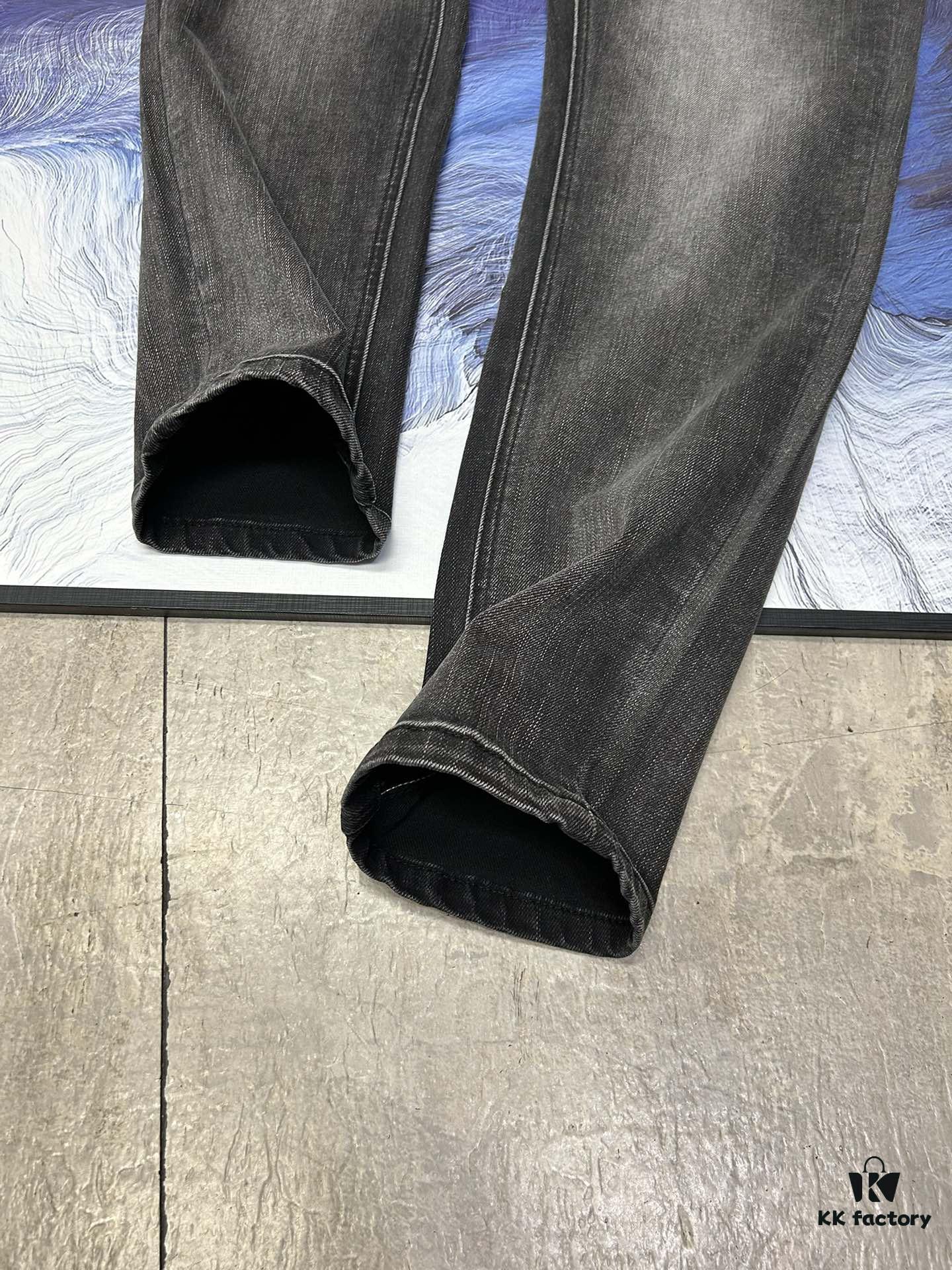 Armani New Arrival 2024 Luxury Casual Business Denim Jeans Solid Color Slim Fit Jeans