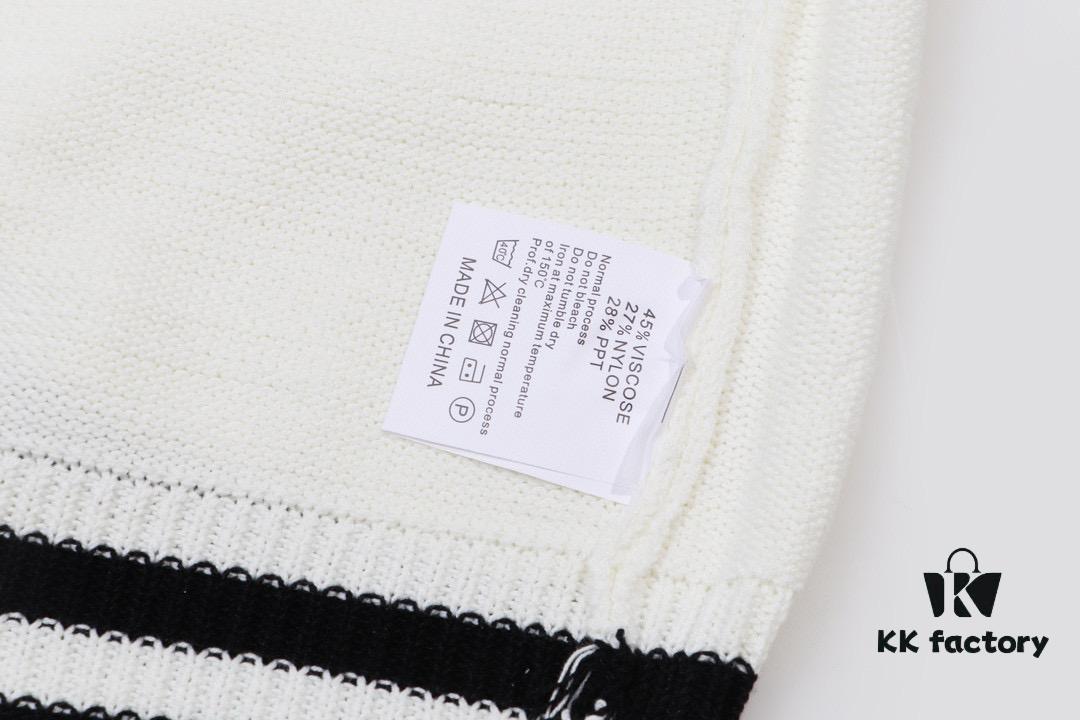 Balmain BALMAIN 2024 New POLO Short-Sleeve Sweater with Embroidered Logo on Chest Pocket