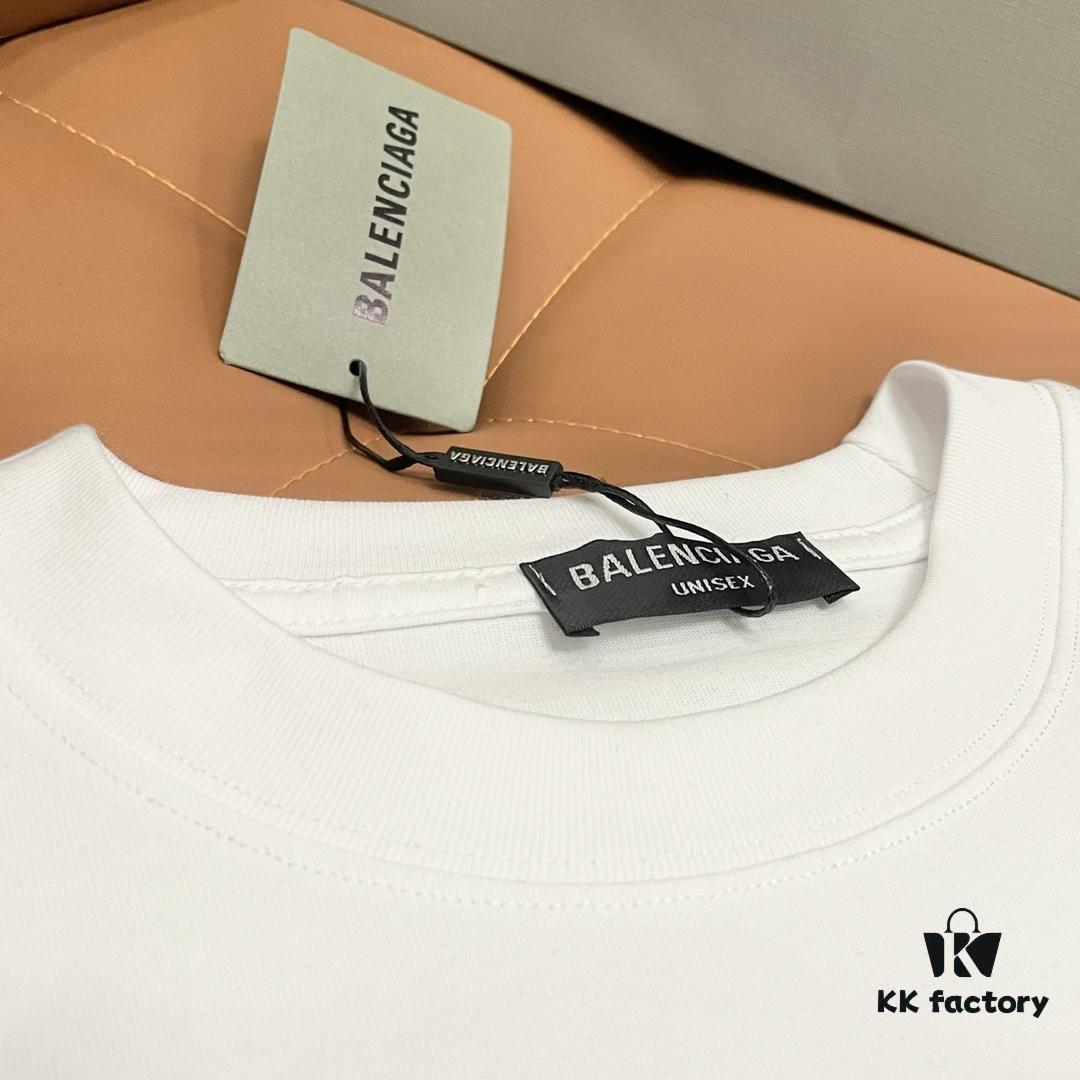 Balenciaga Paris x Manchester United 25SS Spring Collection Premium Embroidered Logo Heavyweight Crew Neck T-Shirt Unisex