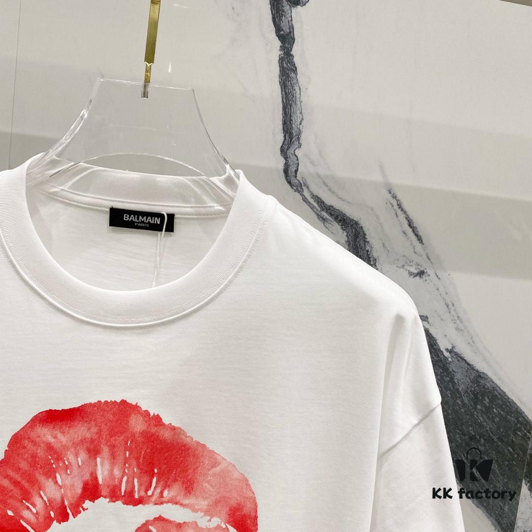BALMAIN Crew Neck Short Sleeve T-Shirt 260g with Brand Logo and Red Lip Print