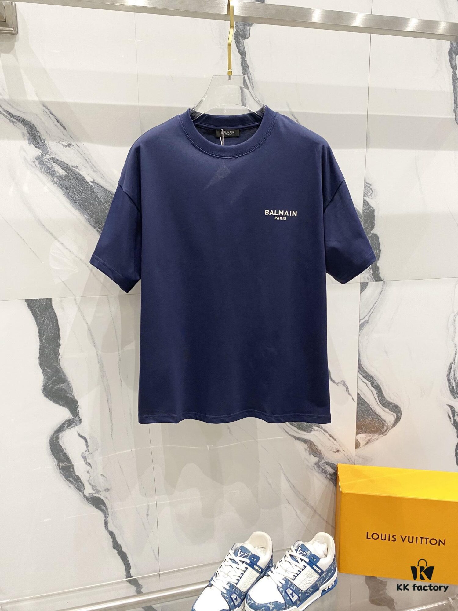 BALMAIN Men's 260g Crew Neck Short Sleeve T-Shirt with Minimalist Silicone Logo