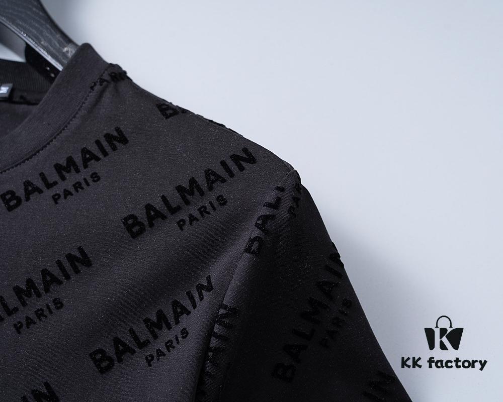 2025 New Arrival T-Shirt with All-Over Flocking Print, Exquisite Craftsmanship, Synchronized with Official Website, Classic and Stylish for Versatile Pairing