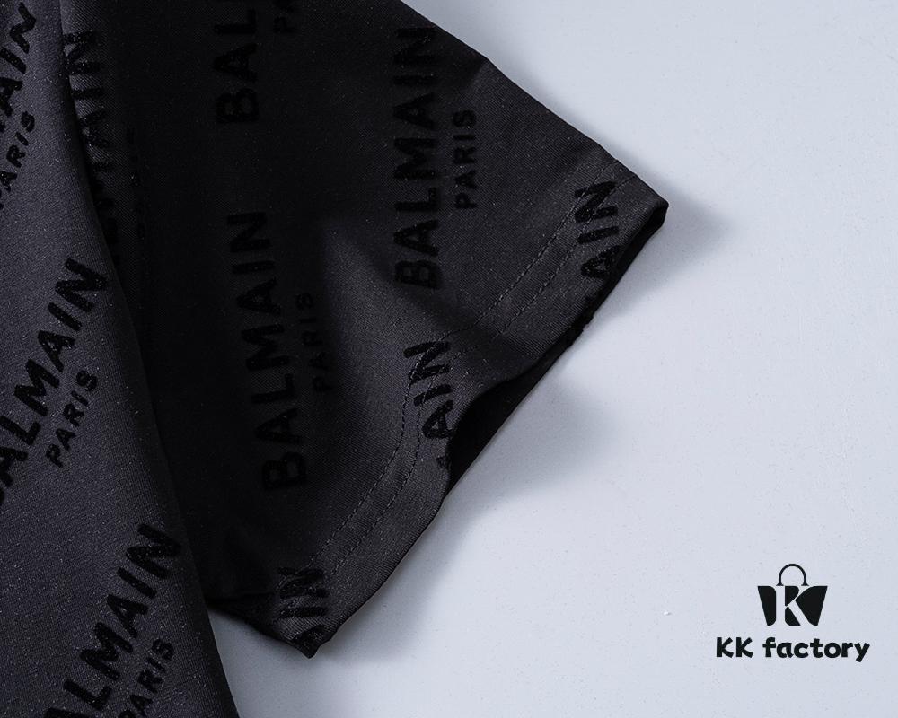 2025 New Arrival T-Shirt with All-Over Flocking Print, Exquisite Craftsmanship, Synchronized with Official Website, Classic and Stylish for Versatile Pairing