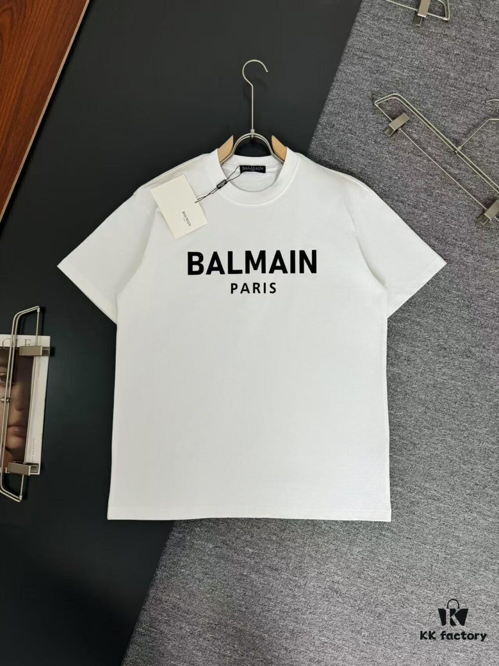 Balmain* 320g Heavyweight Cotton T-Shirt, Thick and Breathable, Loose Fit, Silicone Logo Design, Fashion Round Neck Short Sleeve Tee for Spring and Summer
