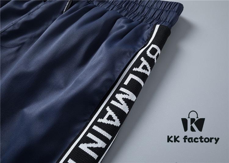 2025 Spring and Summer New Arrival T-Shirt, Men's Crew Neck Classic Logo Beach Shorts Made from Imported Custom Fabric, High-End Quality Exuding Luxury