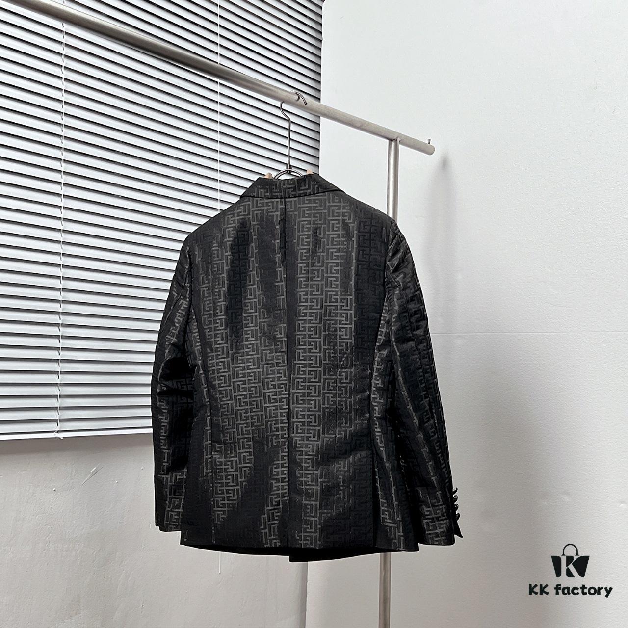 BALMAI* / Balmain Full-Logo Subtle Jacquard Suit