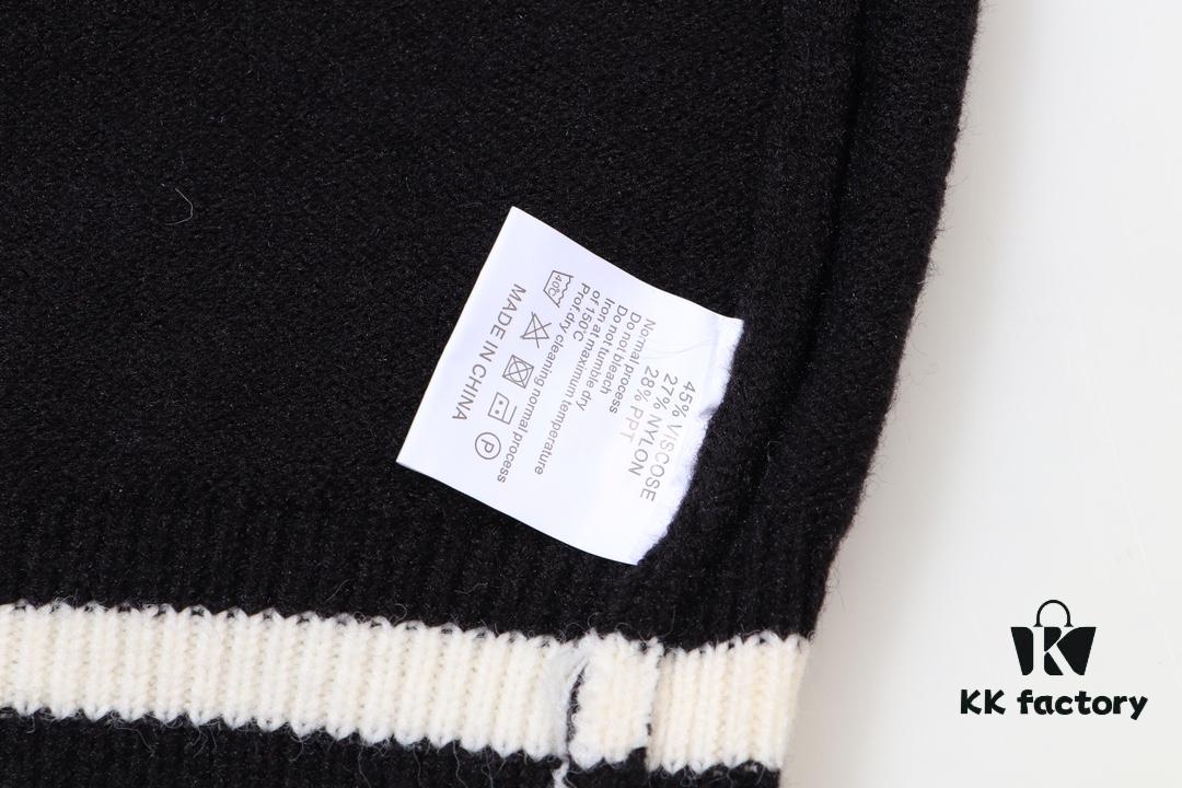 Balmain BALMAIN 2024 Autumn/Winter New Arrival Sweater with Classic Logo Jacquard on Back