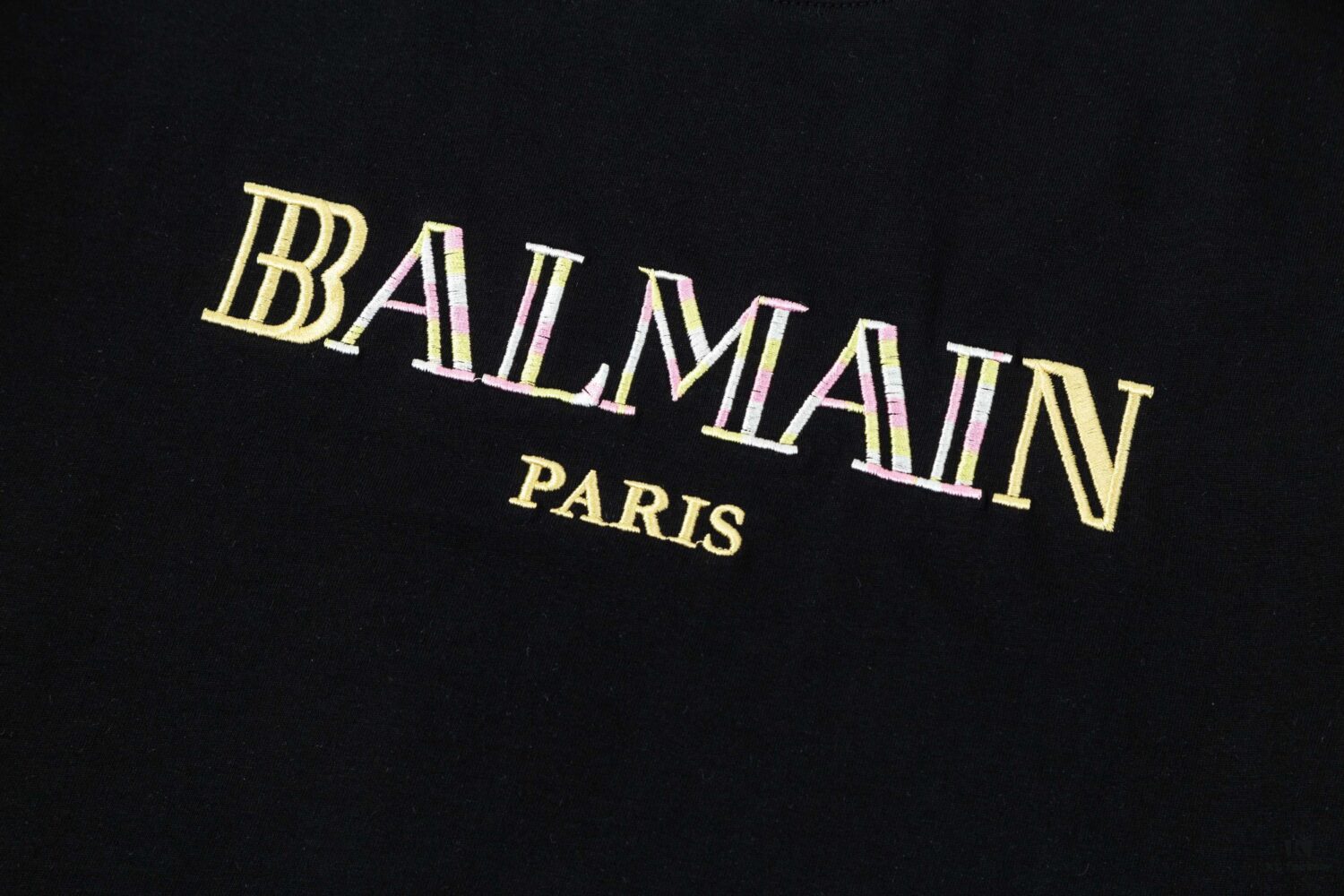 BALMAIN∽2025 Spring-Summer New Collection T-Shirt, 250g Pure Cotton Fabric, Thousands of Embroidery Stitches, Stylish and Handsome Design