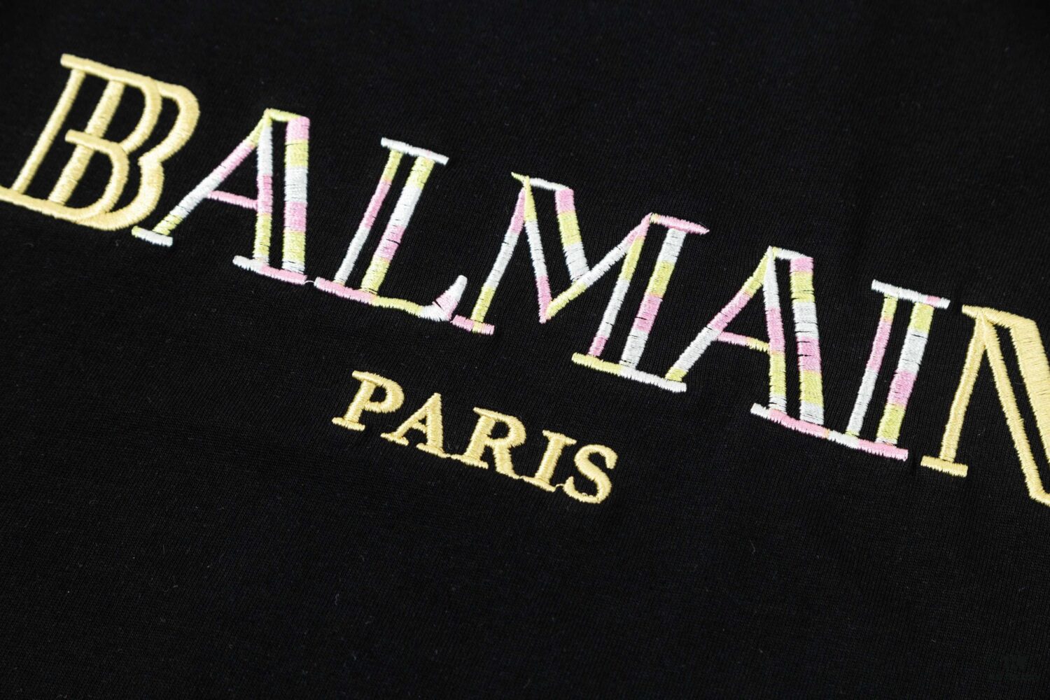 BALMAIN∽2025 Spring-Summer New Collection T-Shirt, 250g Pure Cotton Fabric, Thousands of Embroidery Stitches, Stylish and Handsome Design