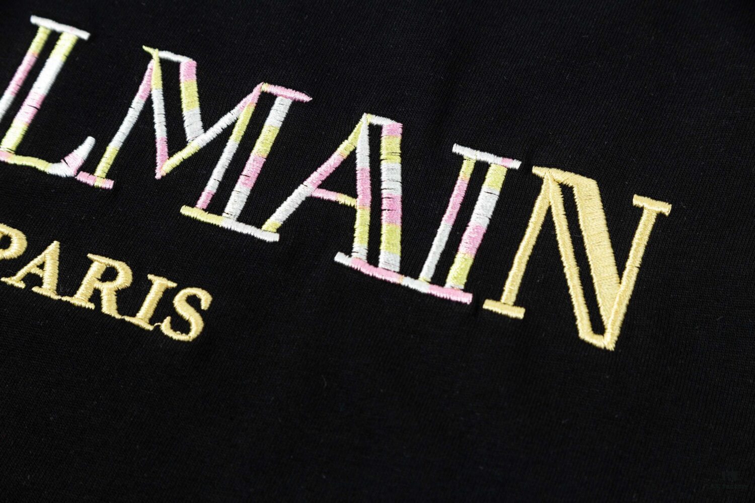 BALMAIN∽2025 Spring-Summer New Collection T-Shirt, 250g Pure Cotton Fabric, Thousands of Embroidery Stitches, Stylish and Handsome Design