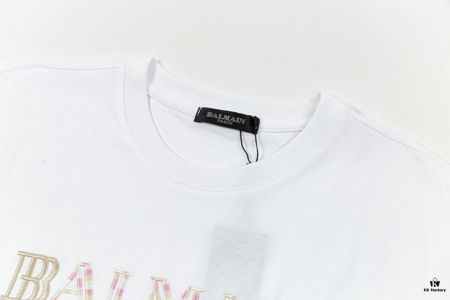 BALMAIN∽2025 Spring-Summer New Collection T-Shirt, 250g Pure Cotton Fabric, Thousands of Embroidery Stitches, Stylish and Handsome Design, Comfortable Material, Precise Craftsmanship, Neat Stitching, Excellent Fit