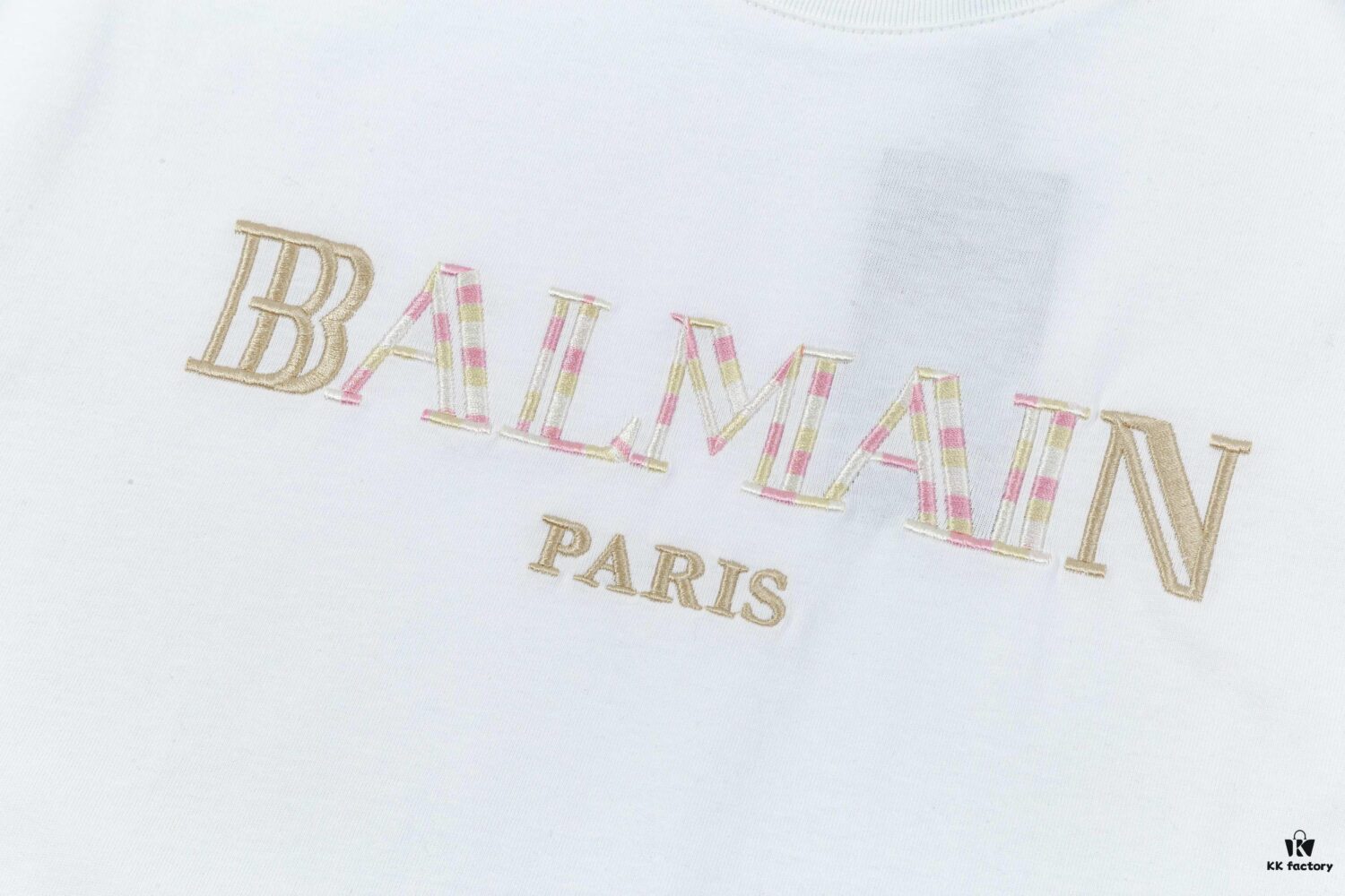 BALMAIN∽2025 Spring-Summer New Collection T-Shirt, 250g Pure Cotton Fabric, Thousands of Embroidery Stitches, Stylish and Handsome Design, Comfortable Material, Precise Craftsmanship, Neat Stitching, Excellent Fit