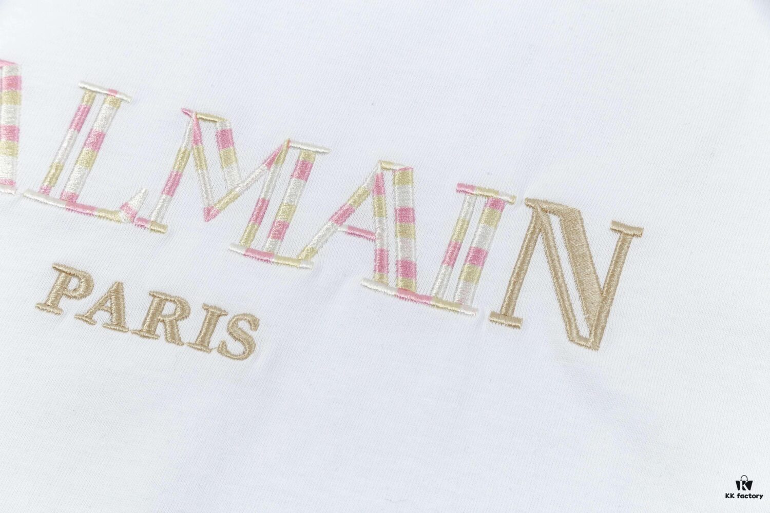 BALMAIN∽2025 Spring-Summer New Collection T-Shirt, 250g Pure Cotton Fabric, Thousands of Embroidery Stitches, Stylish and Handsome Design, Comfortable Material, Precise Craftsmanship, Neat Stitching, Excellent Fit
