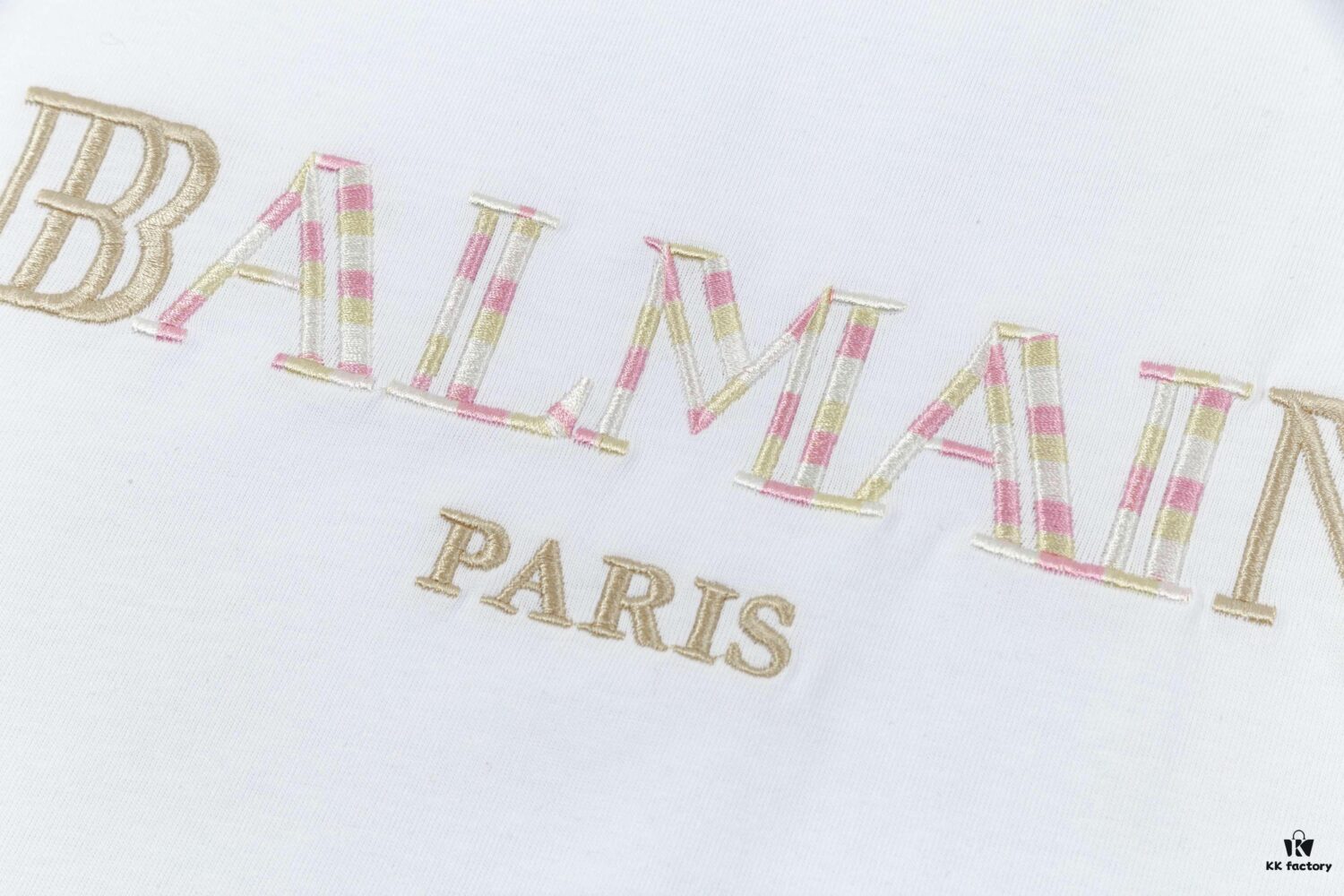 BALMAIN∽2025 Spring-Summer New Collection T-Shirt, 250g Pure Cotton Fabric, Thousands of Embroidery Stitches, Stylish and Handsome Design, Comfortable Material, Precise Craftsmanship, Neat Stitching, Excellent Fit