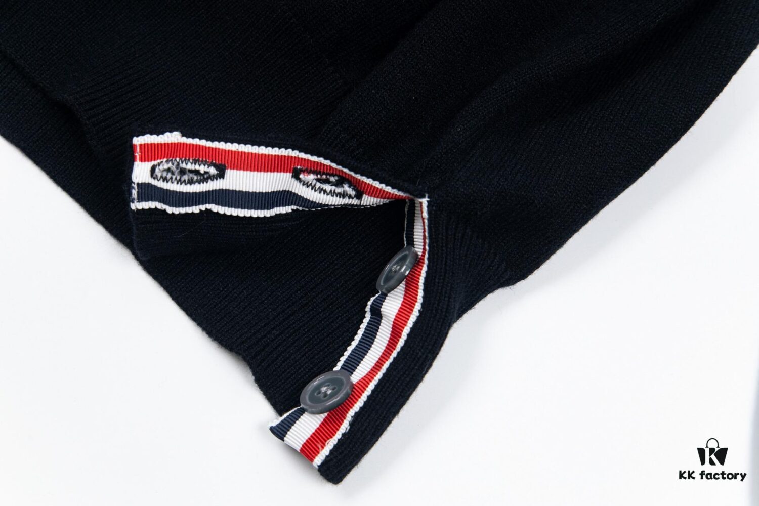 Thom Browne Classic TB Four-Stripe Crew Neck Knit Casual Sweater Top