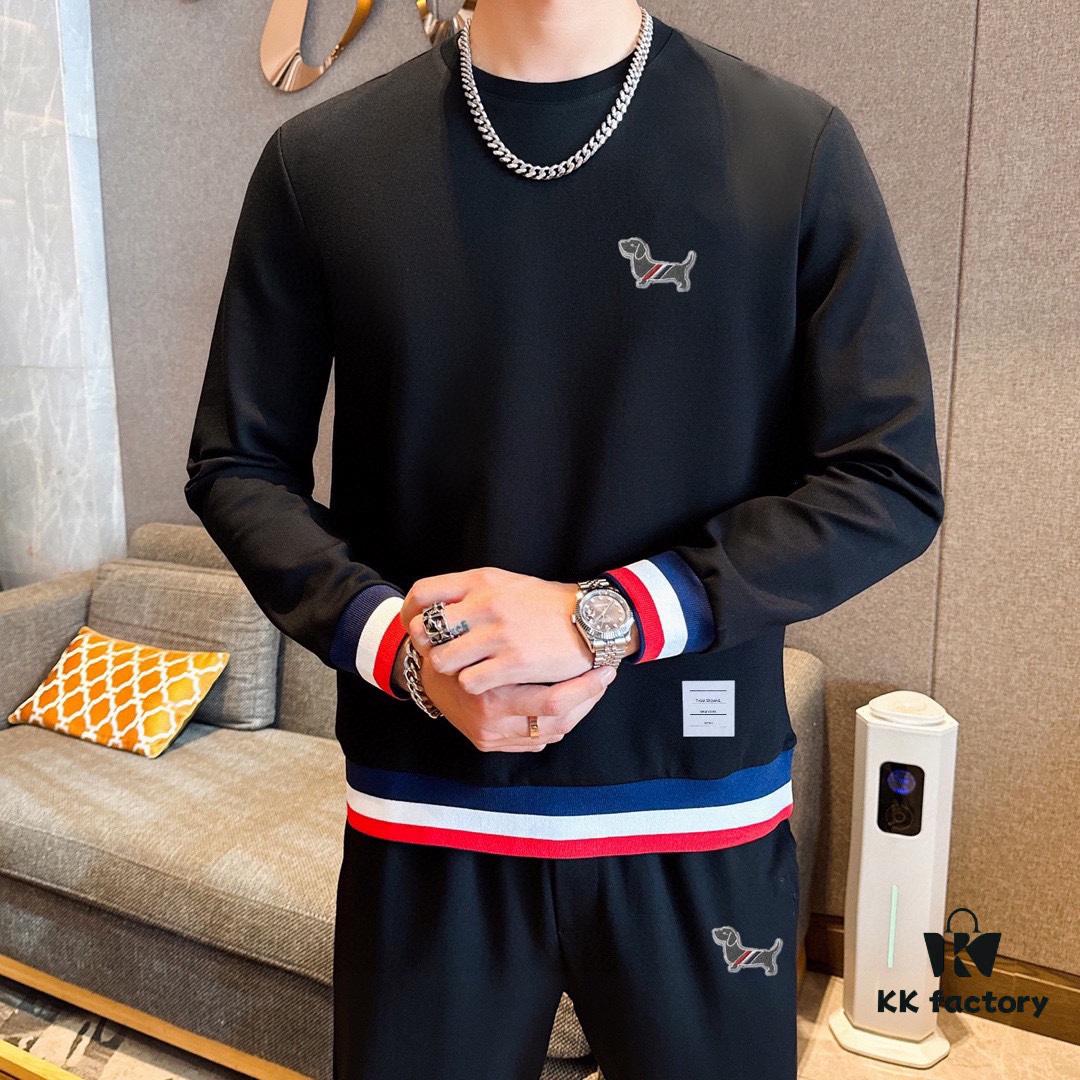 2025 New Best-Selling Sweatshirt Set, Authentic Original Version, Premium 100% Natural Roman Cotton, Elegant and Comfortable, Full-Body Fit Design