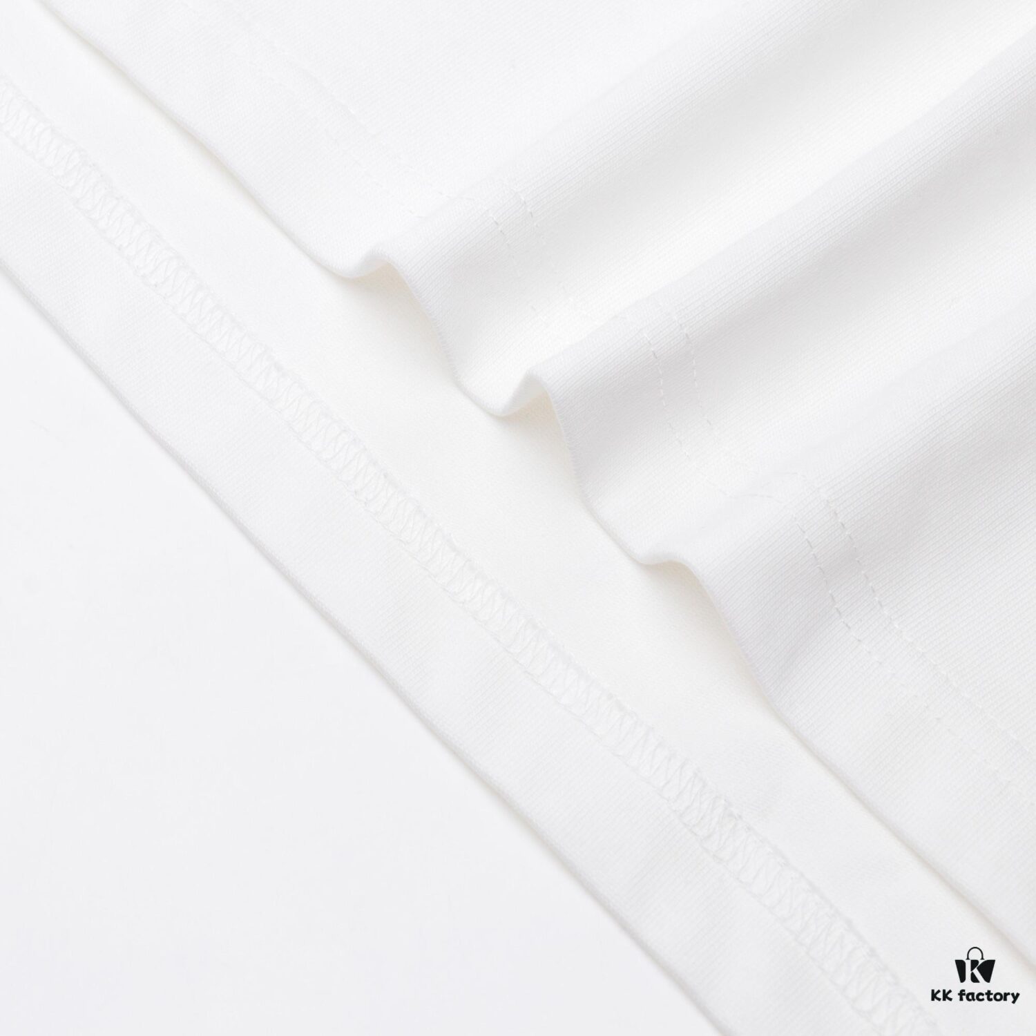 THOM BROWNE TB Red Stripe Woven Crew Neck Short Sleeve T-Shirt