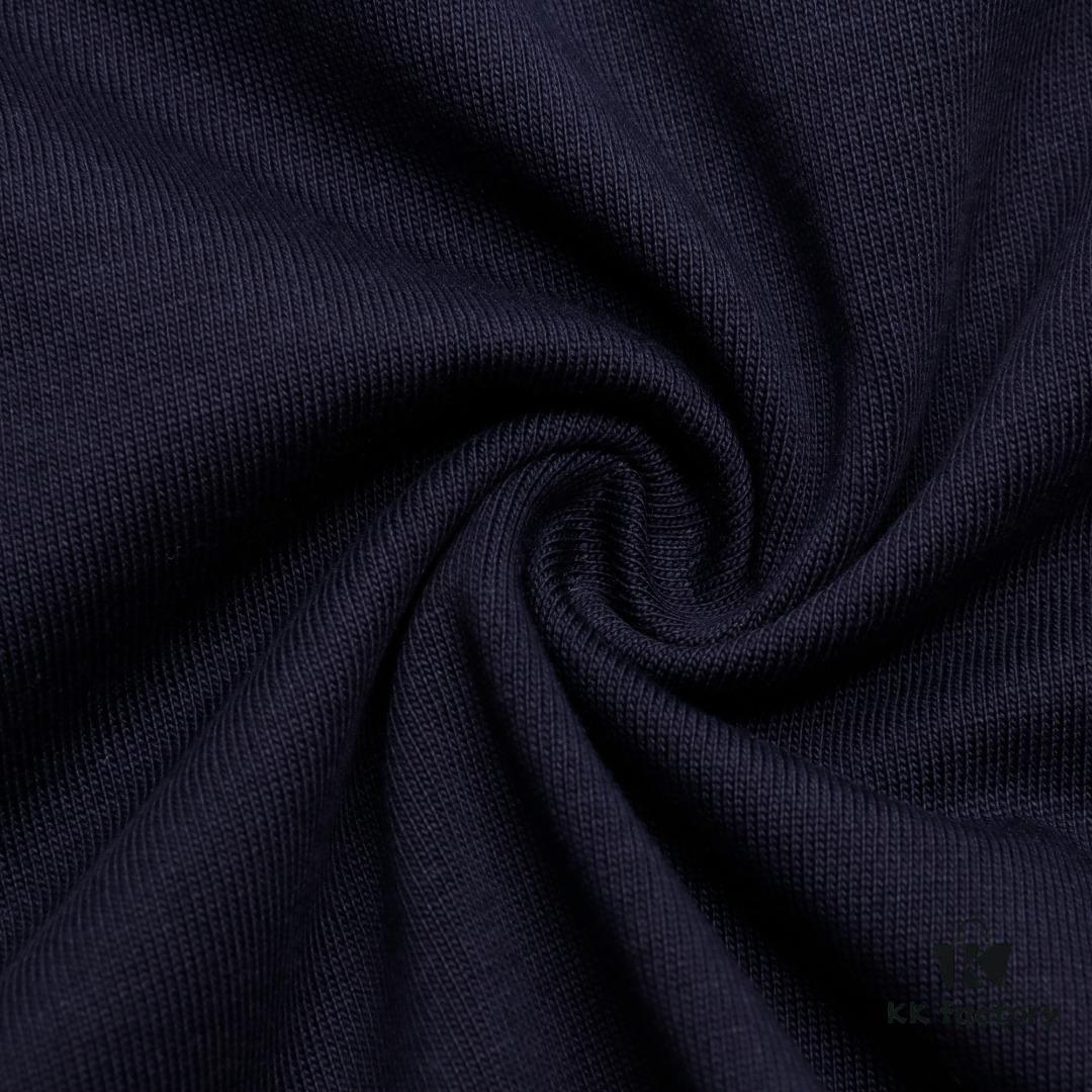 THOM BROWNE TB Red Stripe Woven Crew Neck Short Sleeve T-Shirt in Navy