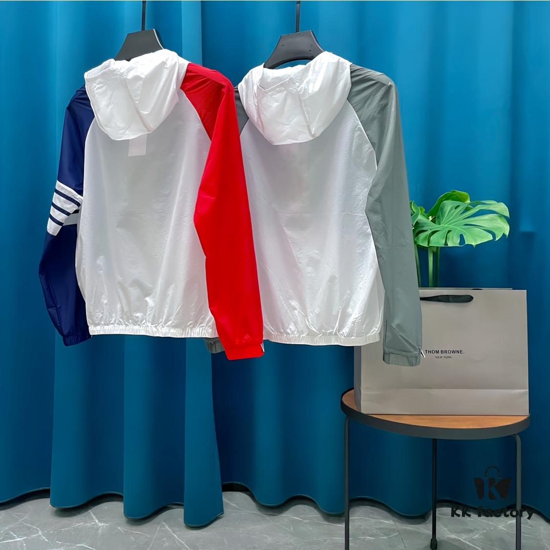 THOM BROWNE ➡️ Tom Brown Sun Protection Jacket, Summer Classic Color-Blocked Four-Stripe Lightweight Breathable Hooded Skin Coat